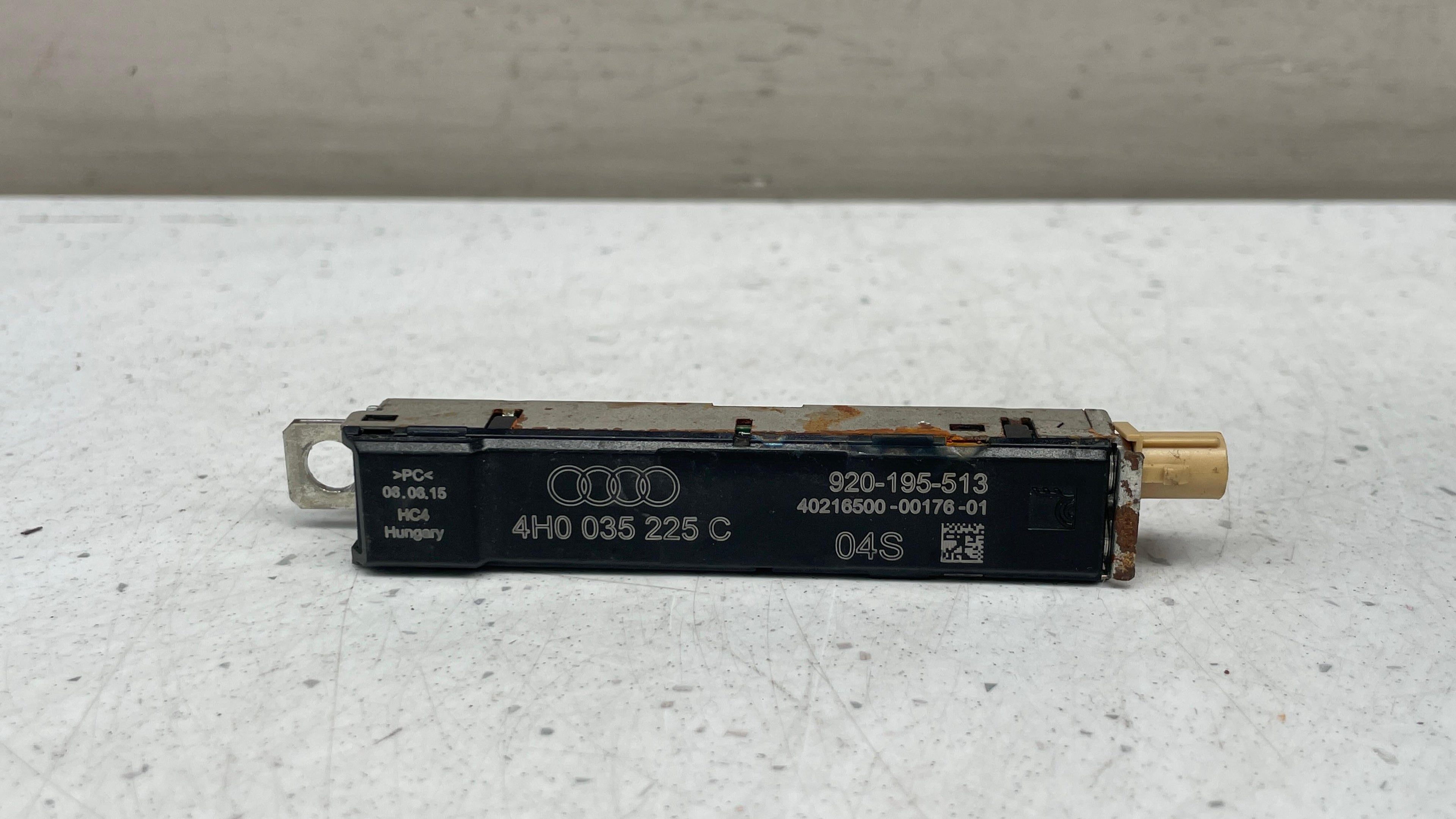 4H0035225C AUDI A8 AERIAL ANTENNA AMPLIFIER