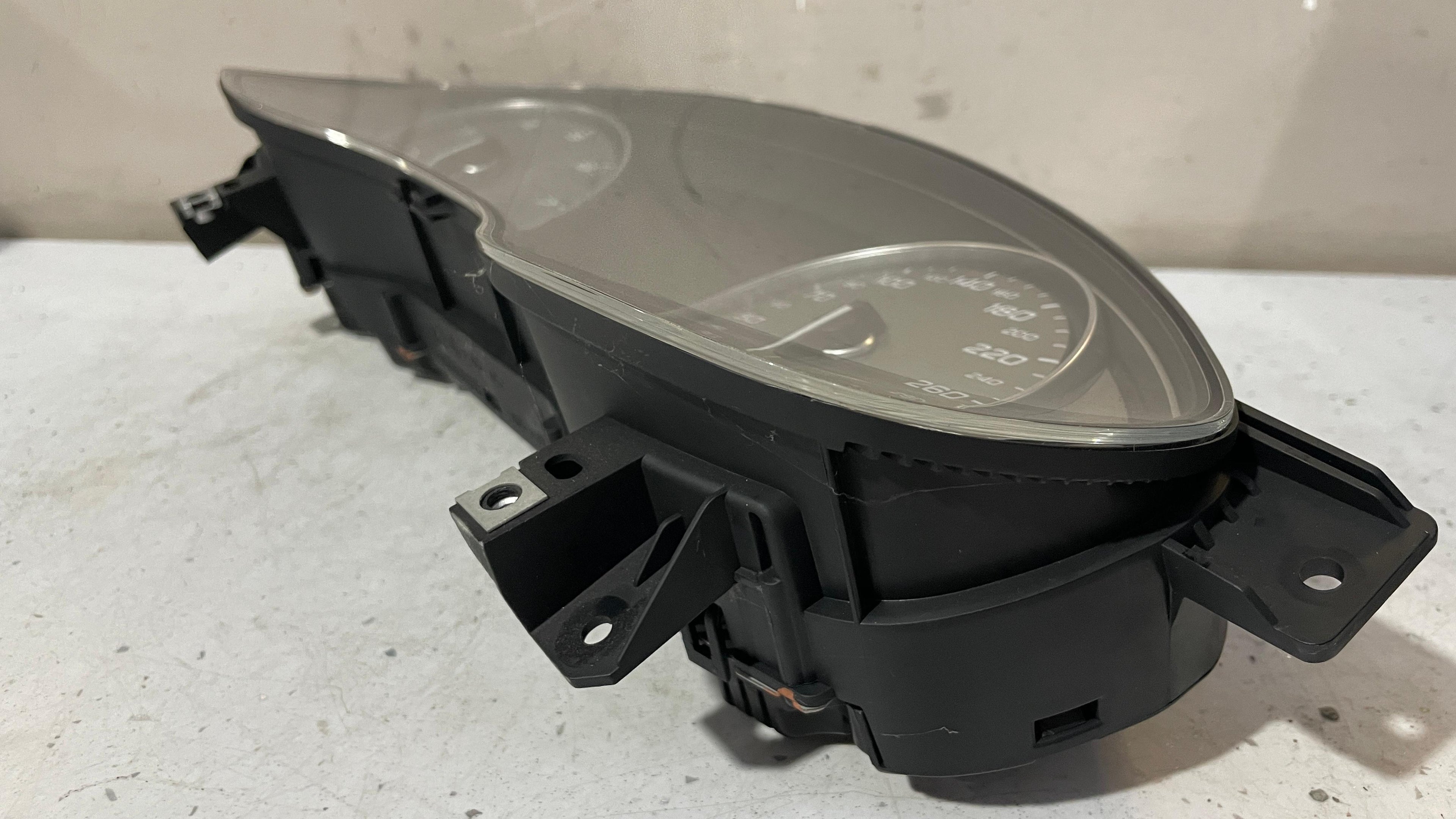 4G8920932L AUDI S7 SPEEDOMETER INSTRUMENT CLUSTER PANEL