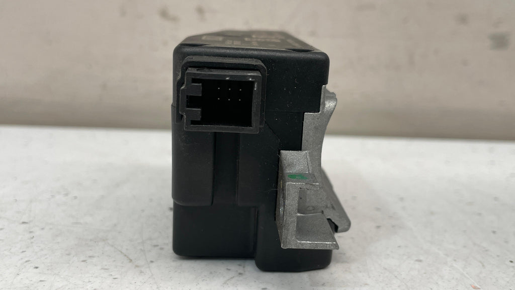 8K0905852D AUDI A5 ELECTRONIC COLUMN LOCK CONTROLLER