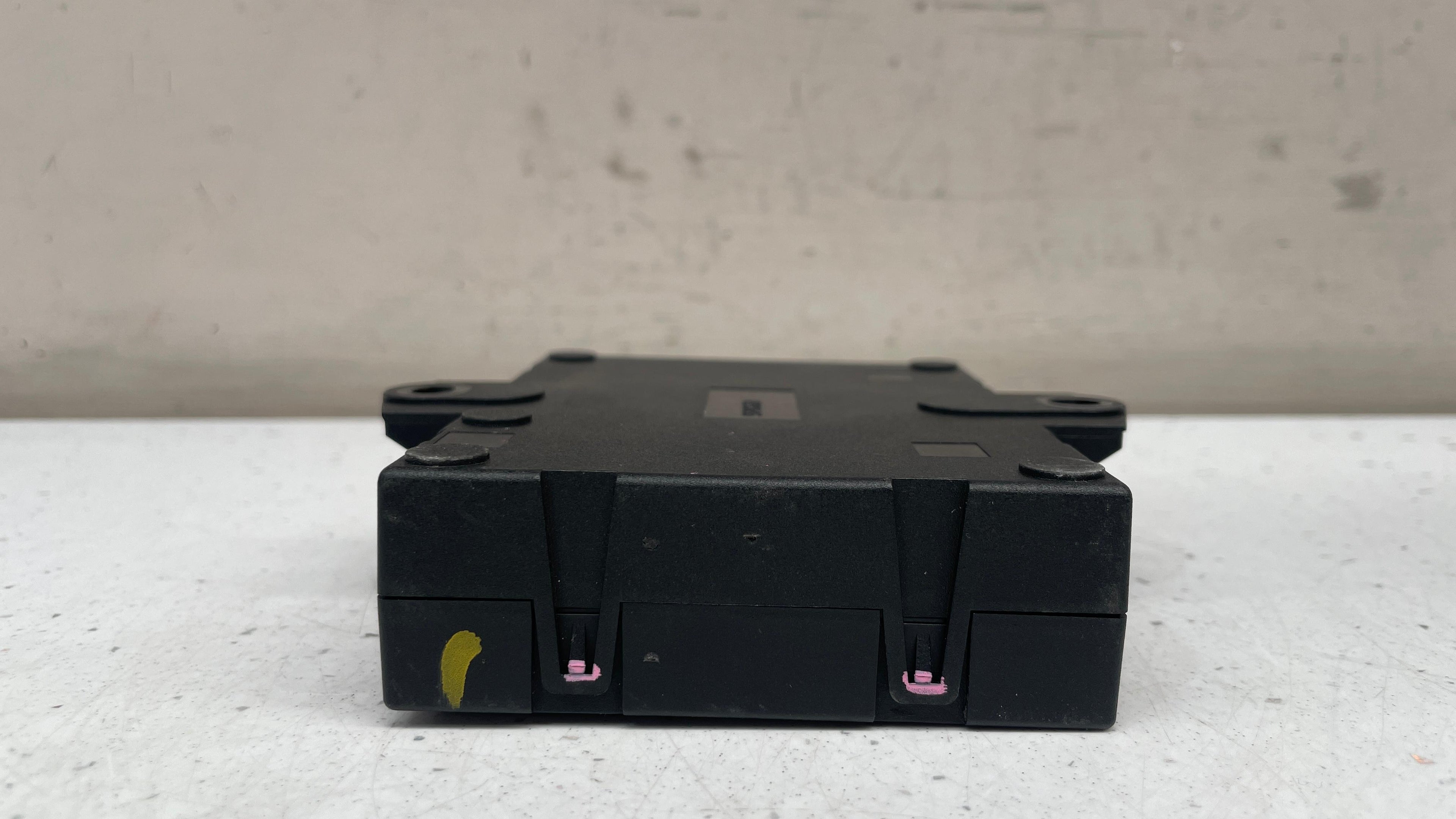 DK52-14B484-AC LAND ROVER BODY CONTROL MODULE UNIT
