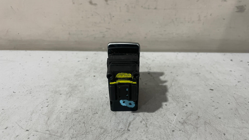 4H1927225A AUDI A8 PARKING BRAKE SWITCH BUTTON