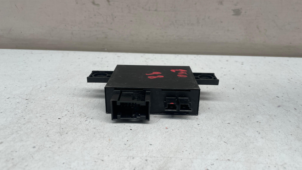 2108203226 MERCEDES W210 ANTI THEFT LOCKING CONTROL MODULE