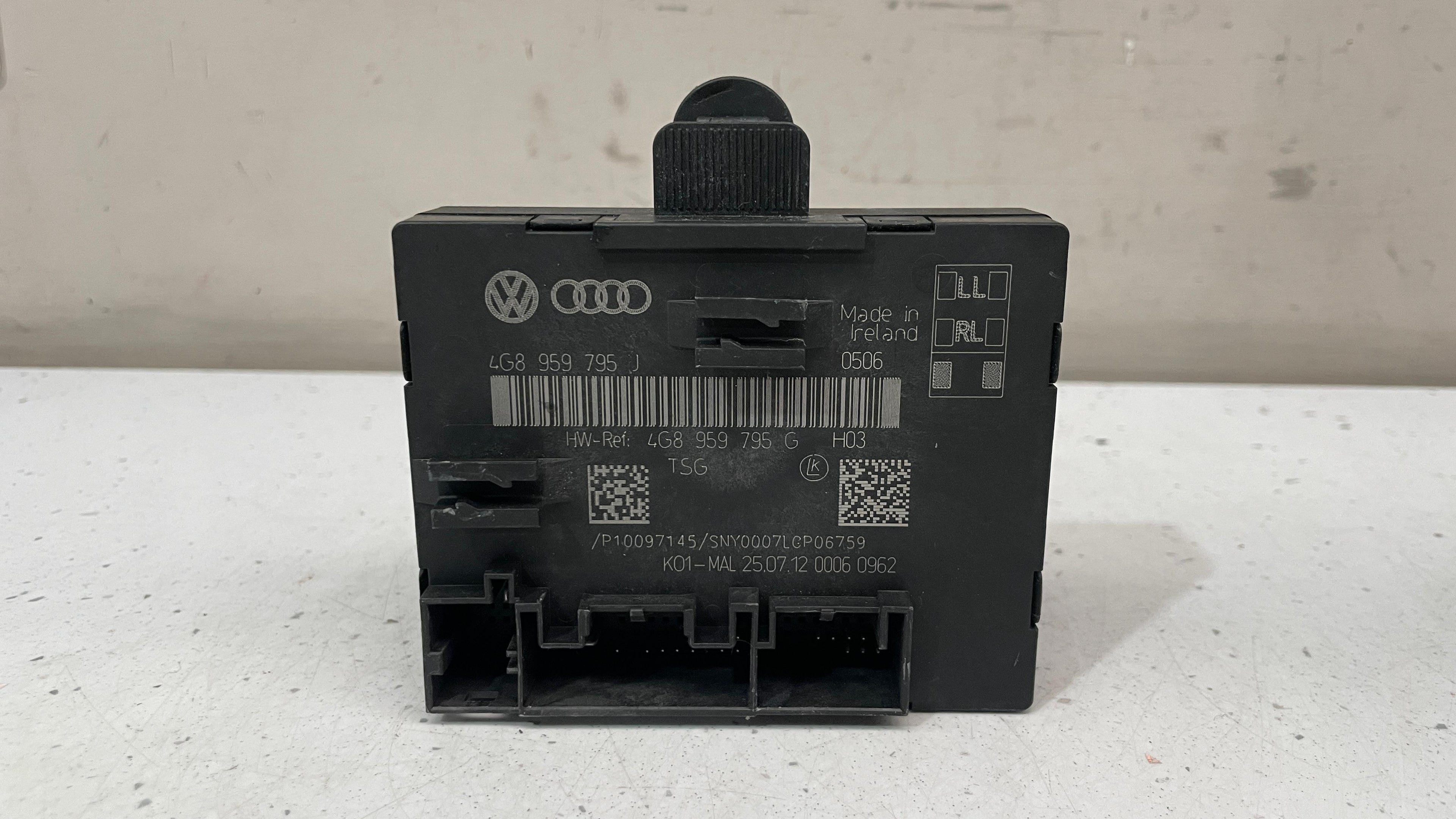 4G8959795J AUDI A6 REAR RIGHT DOOR CONTROL MODULE