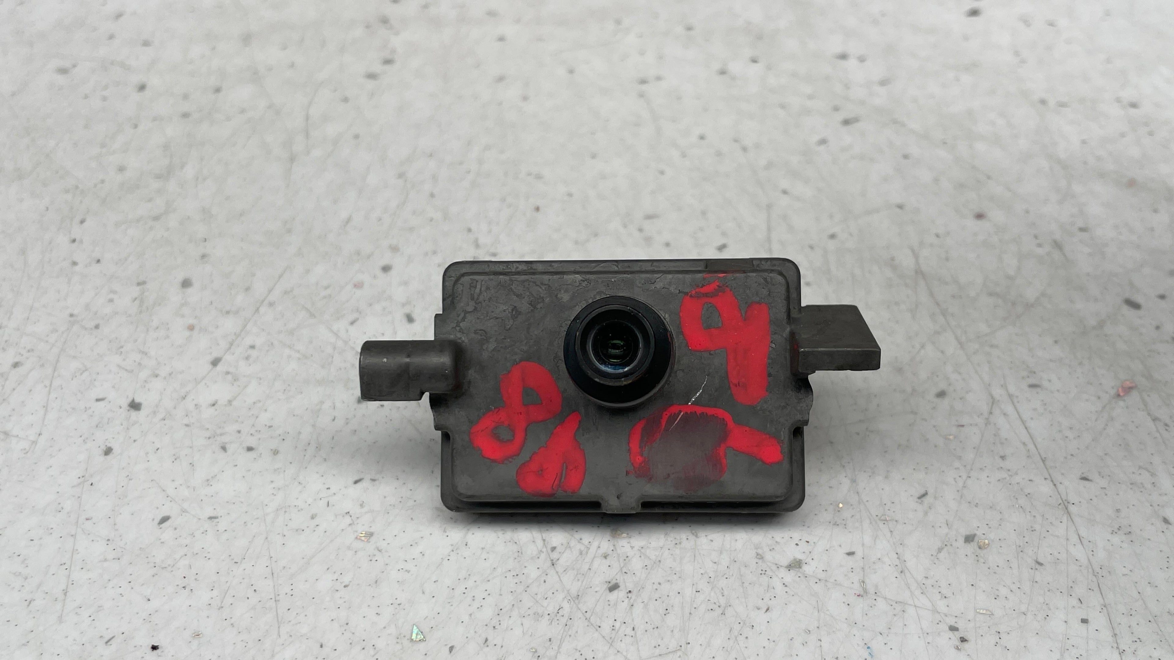 4N0907217A AUDI A8 FRONT CAMERA ASSISTANCE
