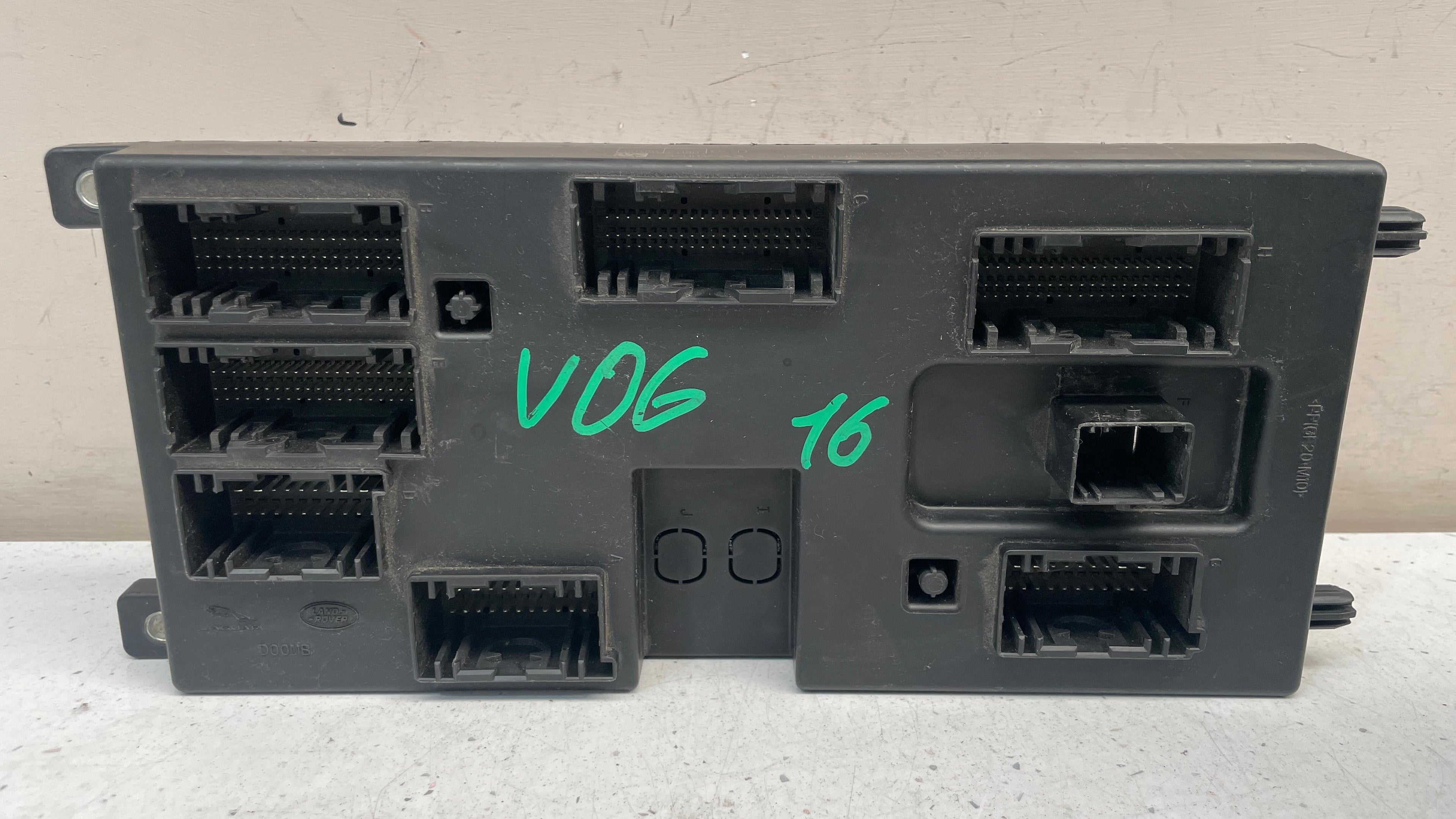 GX73-14F041-AL LAND ROVER BCM BODY CONTROL MODULE