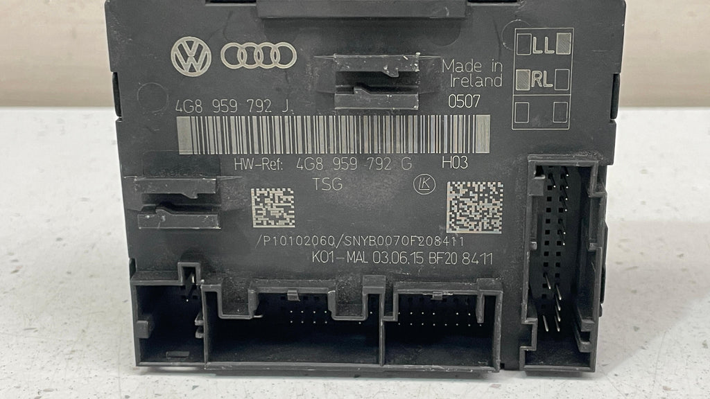 4G8959792J AUDI A7 FRONT RIGHT DOOR WINDOW CONTROL