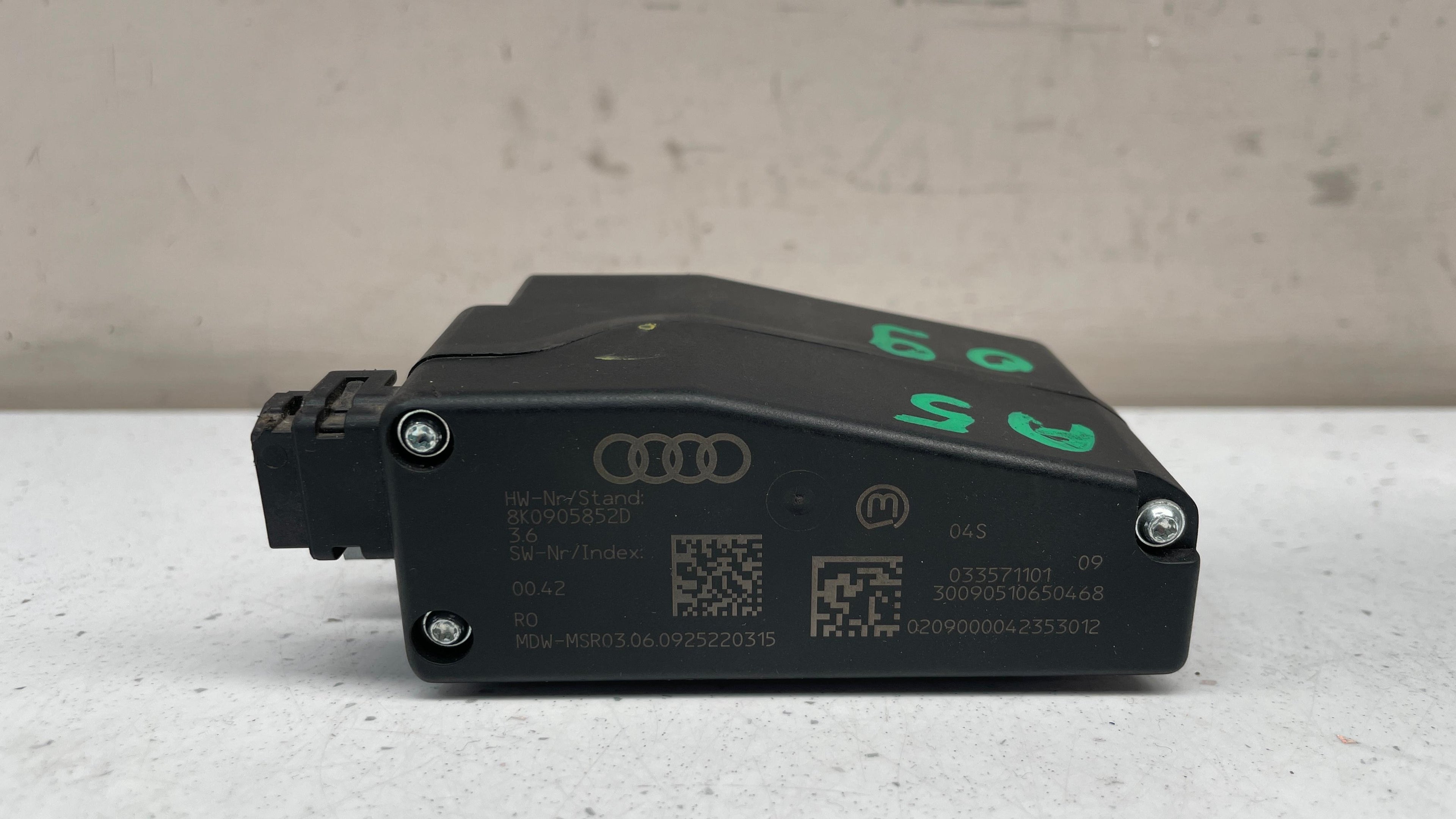 8K0905852D AUDI A5 ELECTRONIC COLUMN LOCK CONTROLLER