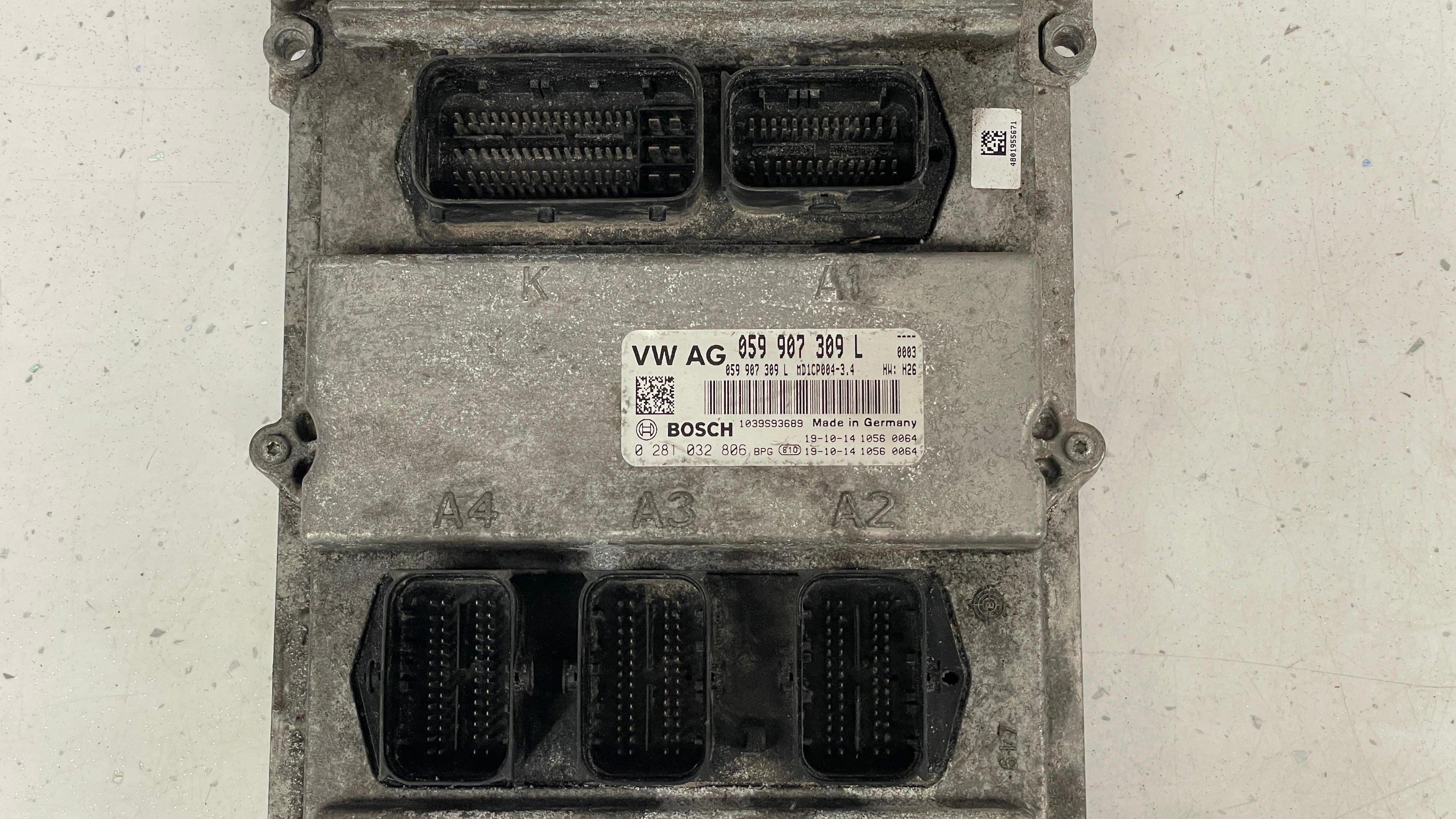 059907309L  AUDI Q7 ENGINE CONTROL UNIT ECU