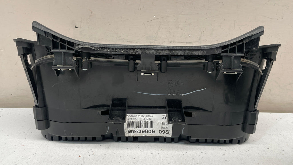 561920960B VOLKSWAGEN JETTA INSTRUMENT CLUSTER PANEL SWITCH