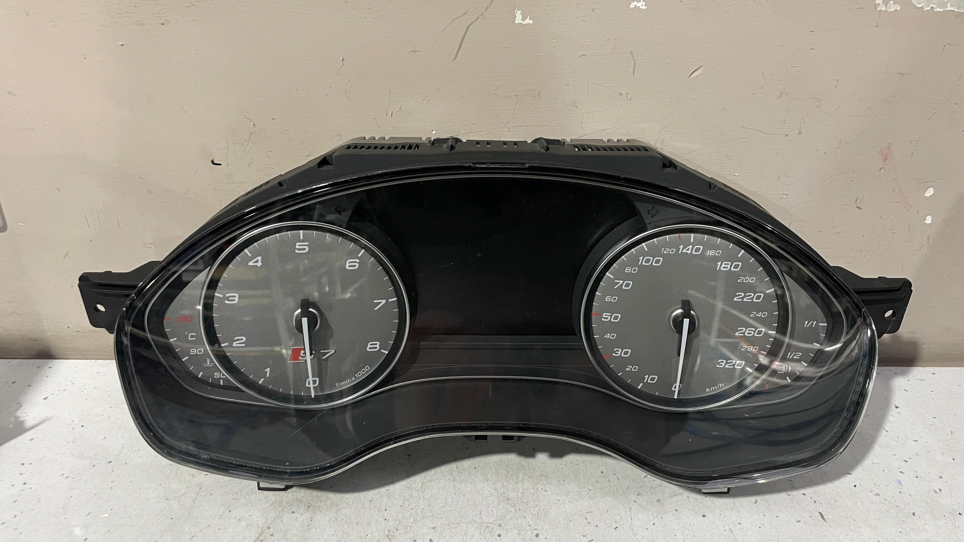 4G8920932L AUDI S7 SPEEDOMETER INSTRUMENT CLUSTER PANEL
