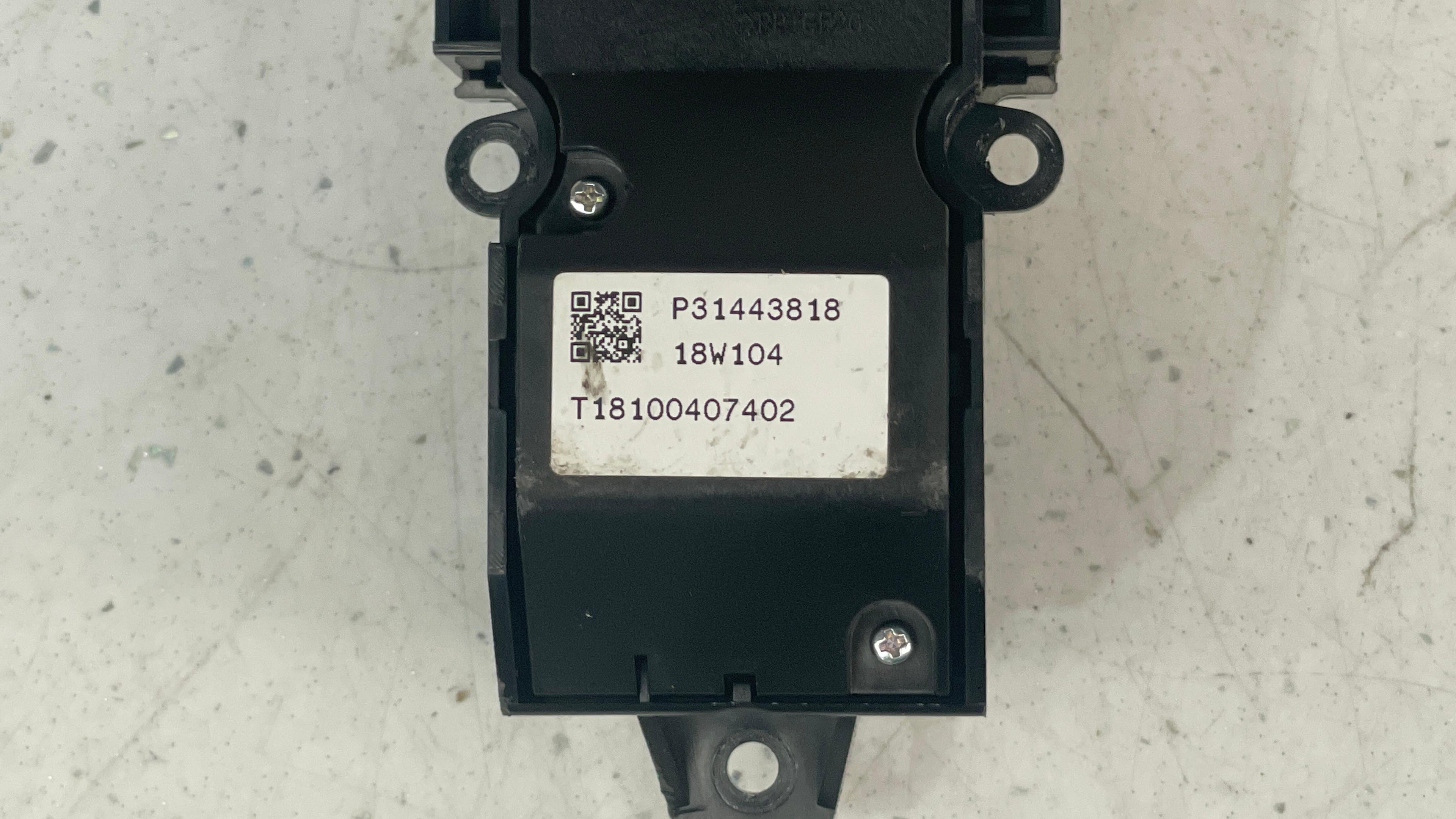 P31443818  VOLVO XC60 START STOP BUTTON DRIVE MODE PARKING SWITCH