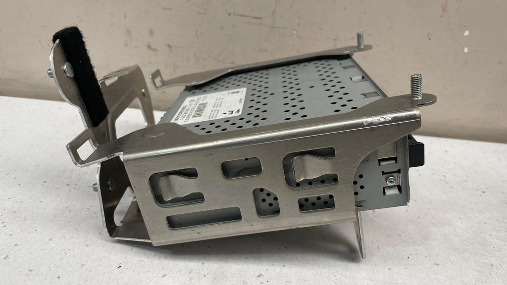 A2229008911  MERCEDES  RADIO  CD GPS PLAYER HEAD UNIT