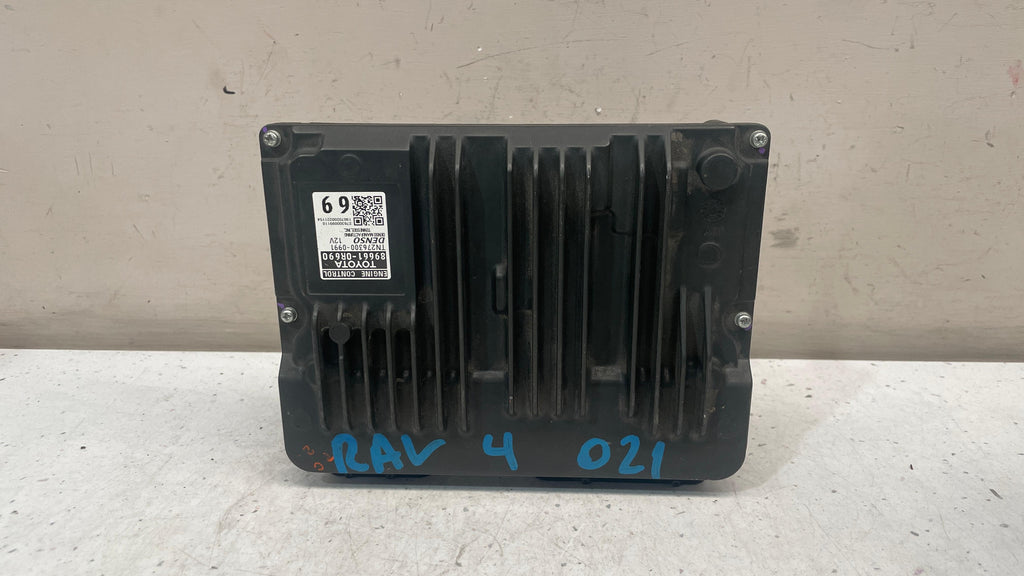 89661-0R690 TOYOTA ENGINE CONTROL ECU