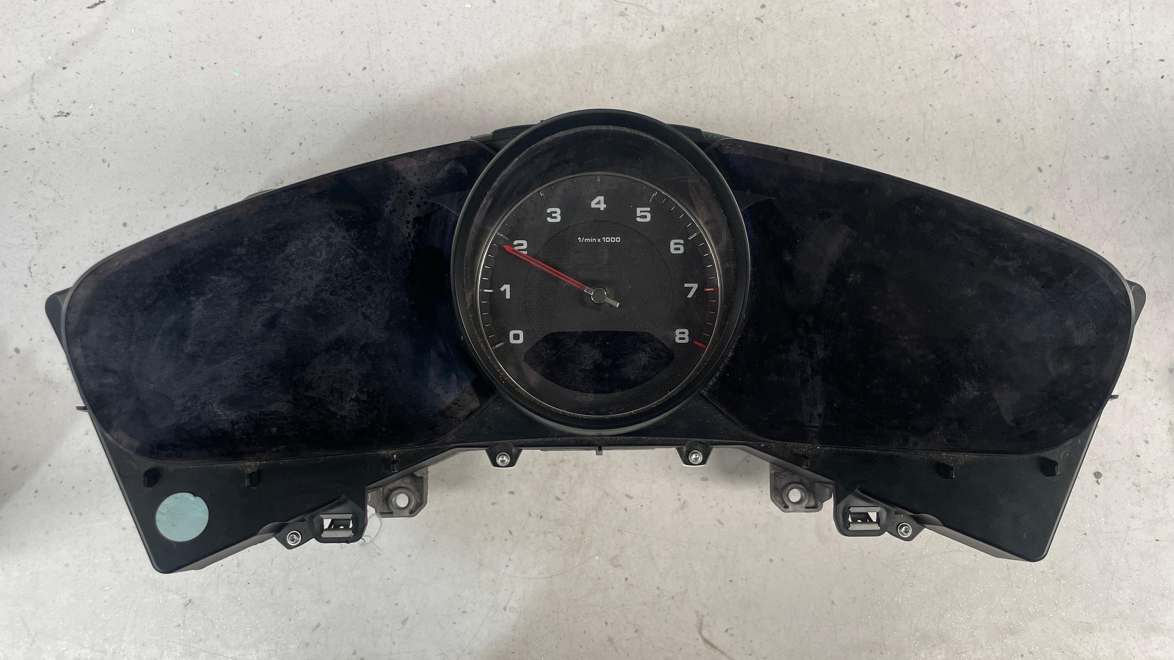 9Y0920936 PORSCHE CAYENNE SPEEDOMETER INSTRUMENT CLUSTER PANEL