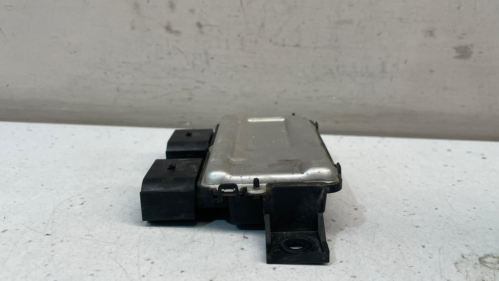 A0009008214 MERCEDES A CLASS W177 FUEL PUMP CONTROL MODULE