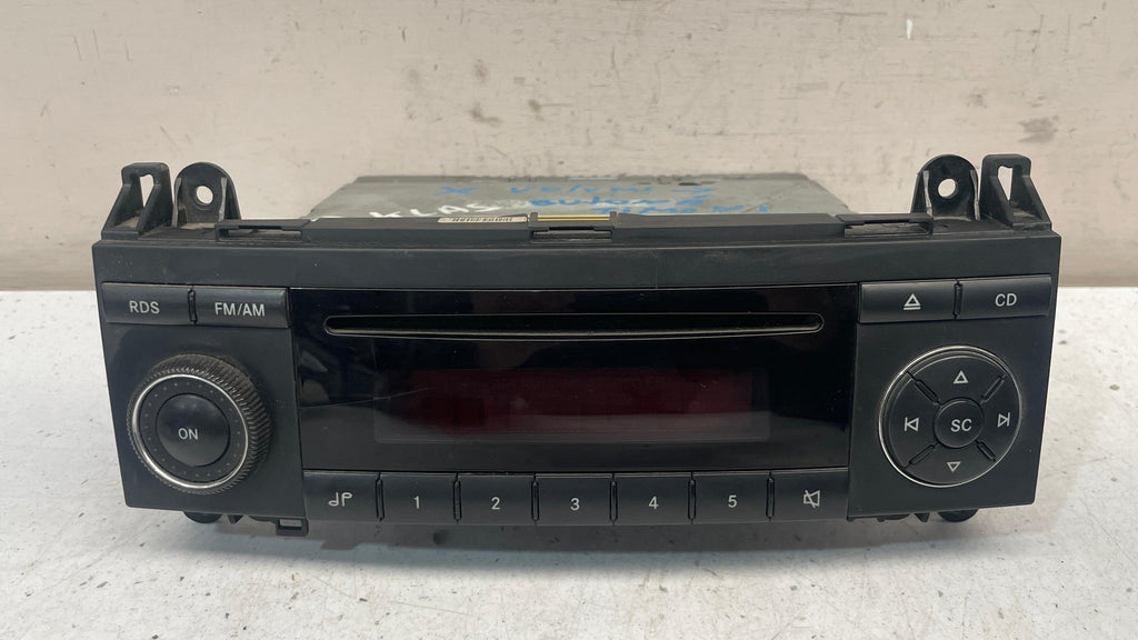A1698200086 MERCEDES A CLASS W169 RADIO CD PLAYER CONTROL UNIT