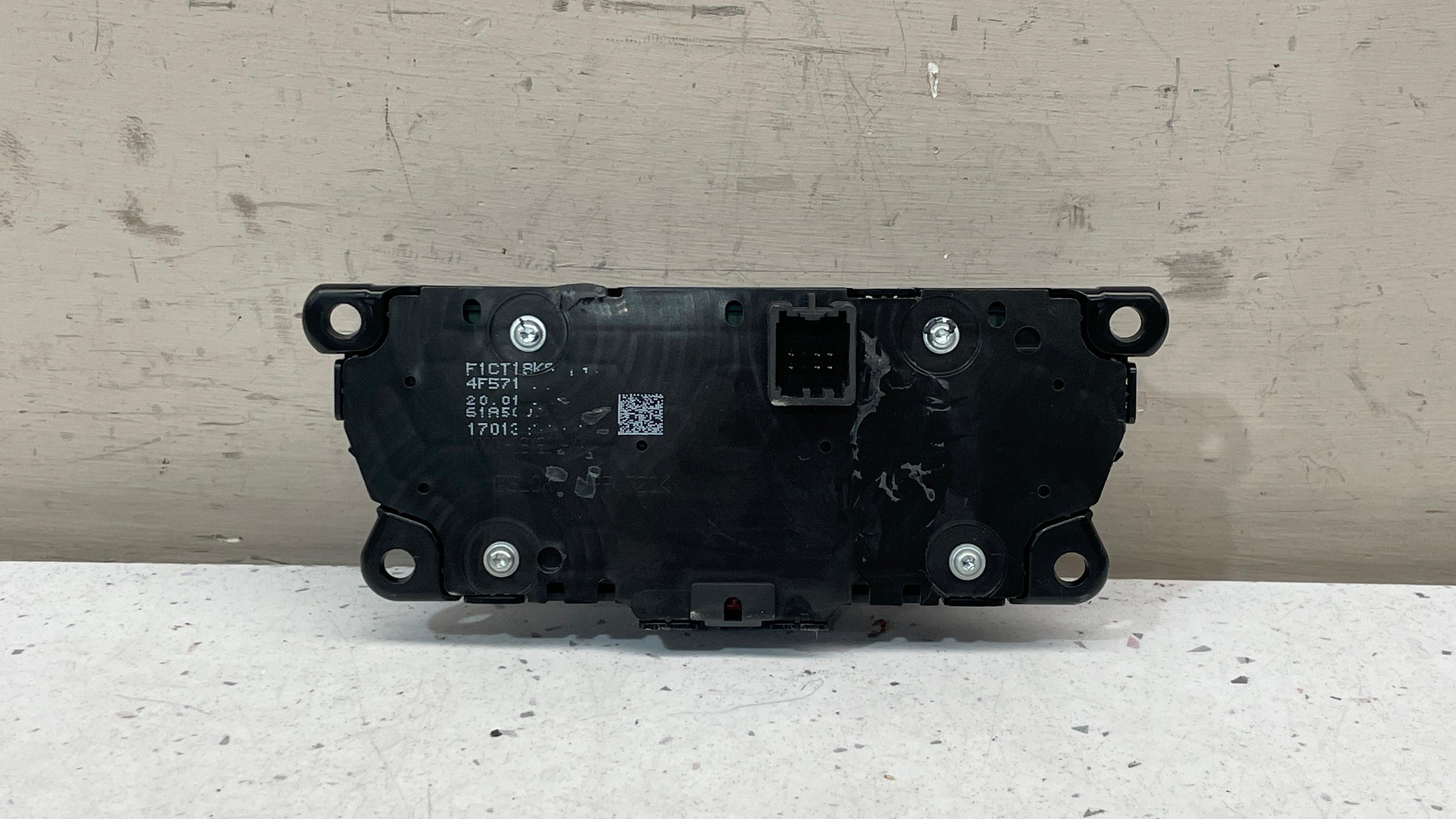 F1CT18K11 FORD ESCAPE AC HEATER CLIMATE CONTROL