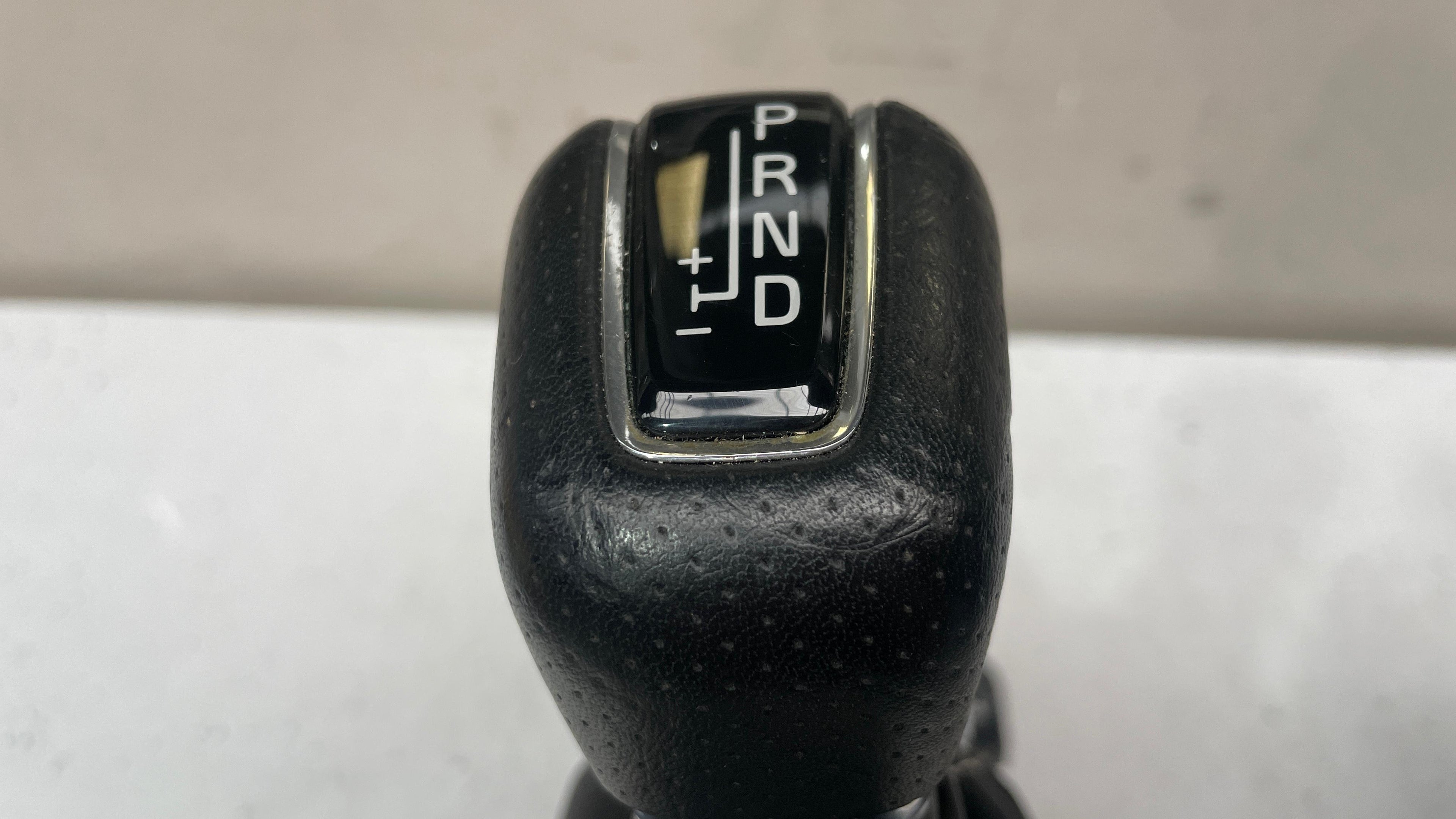 1000445013 VOLVO XC60 TRANSMISSION SHIFTER GEAR SELECTOR