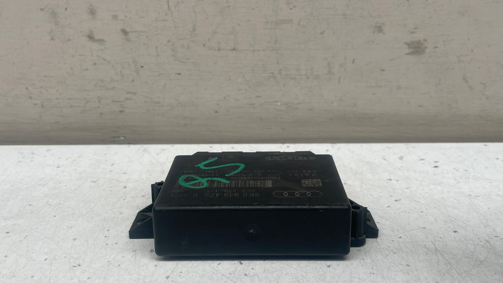 8K0919475B AUDI Q5 PARKING CONTROL UNIT PDC
