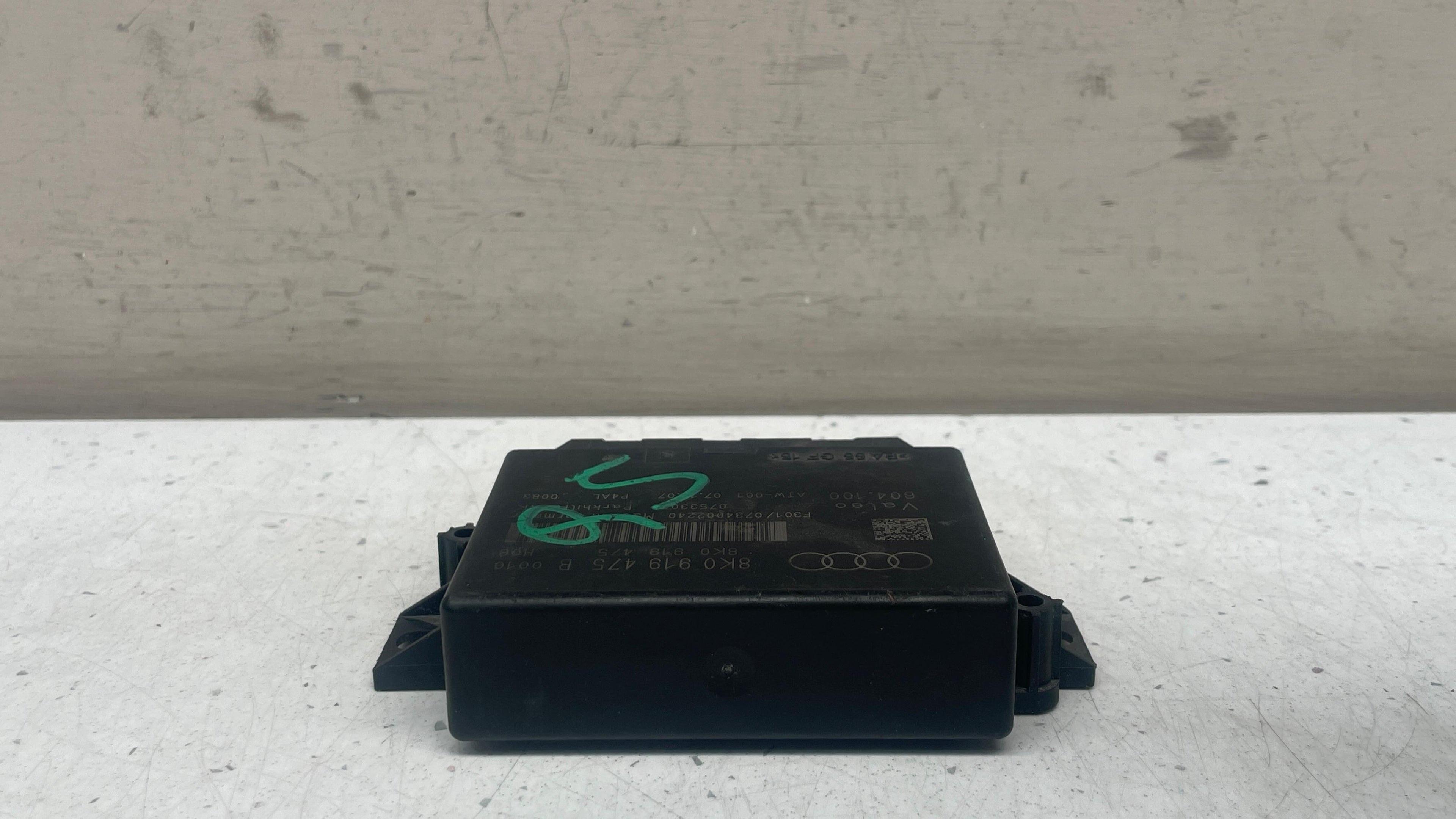 8K0919475B AUDI Q5 PARKING CONTROL UNIT PDC