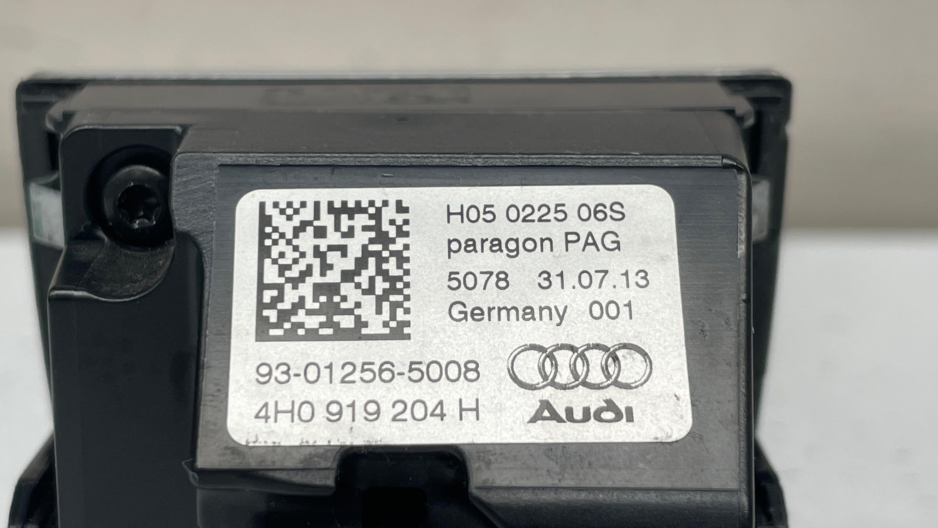 4H0919204H AUDI A8 ANALOG CLOCK DASHBOARD