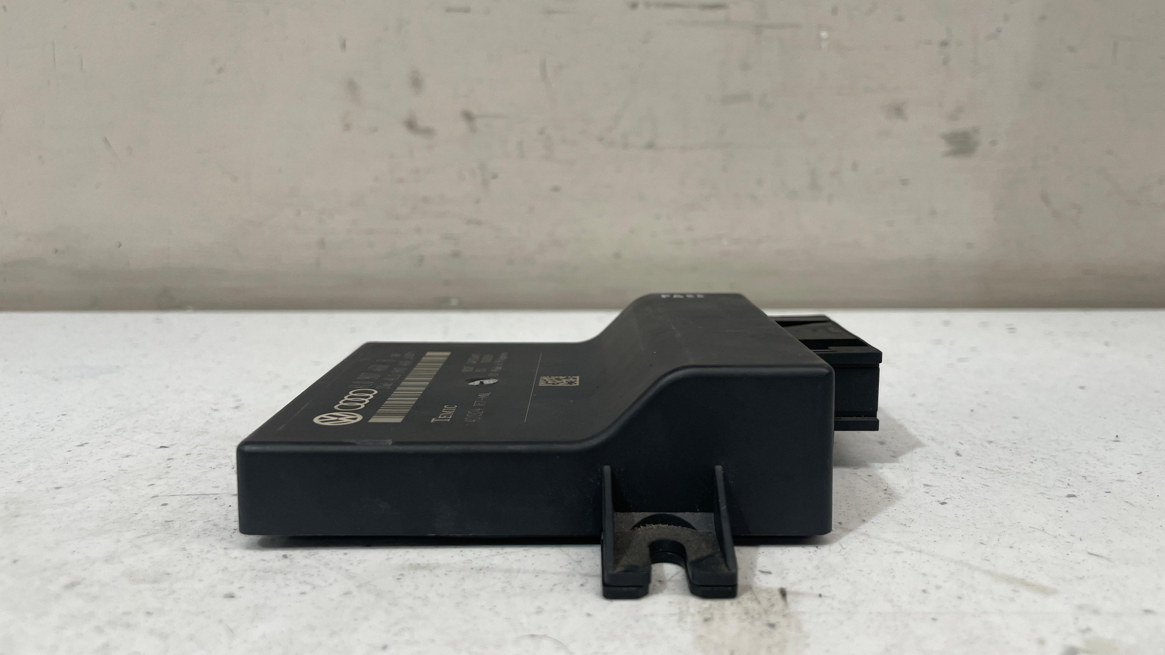 4L0907468B AUDI A6 CAN-BUS GATEWAY CONTROL MODULE