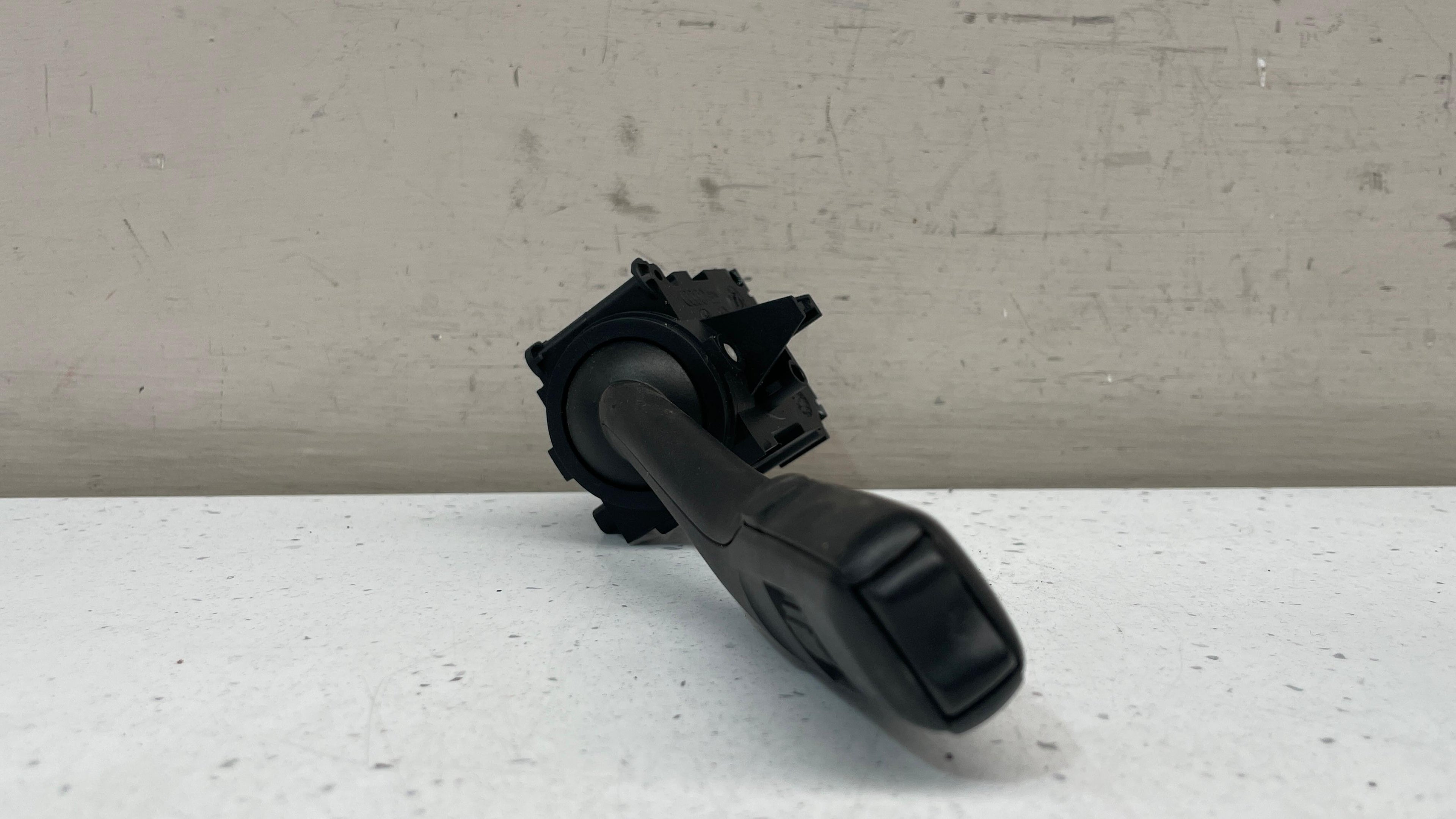 4E0953503C AUDI A6 STEERING COLUMN SWITCH WIPER