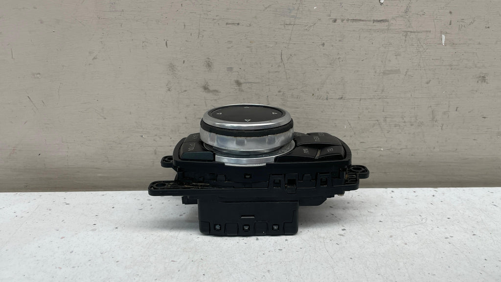 9350723-02 BMW X3  MULTIMEDIA CONTROLLER SWITCH