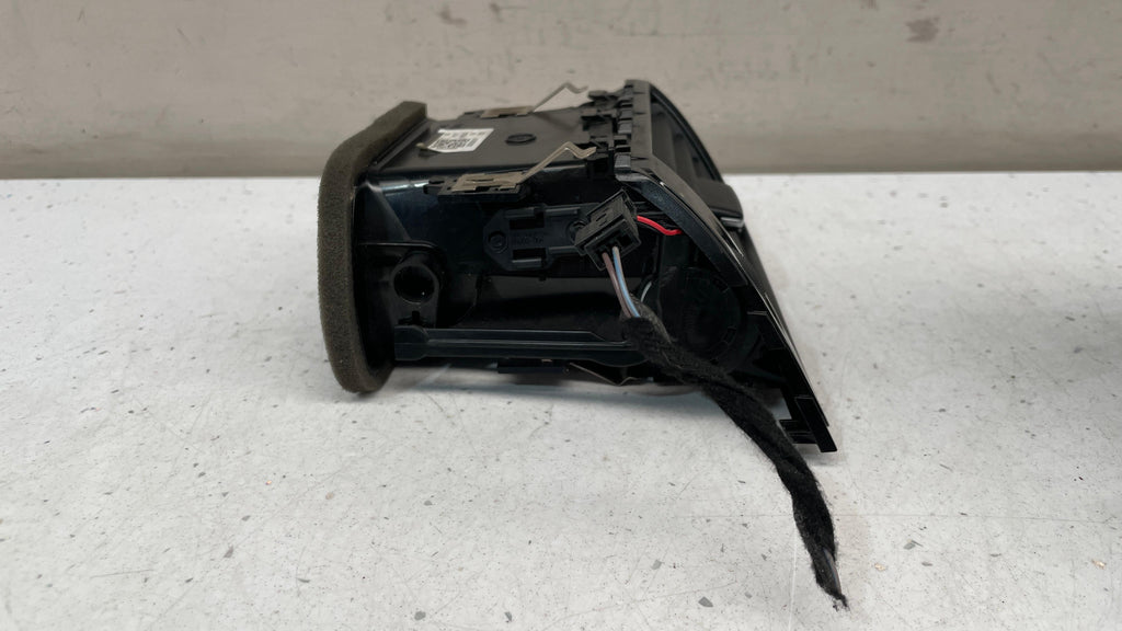 A1668309200 MERCEDES GLE W166 DASHBOARD AIR VENT GRILL TRIM