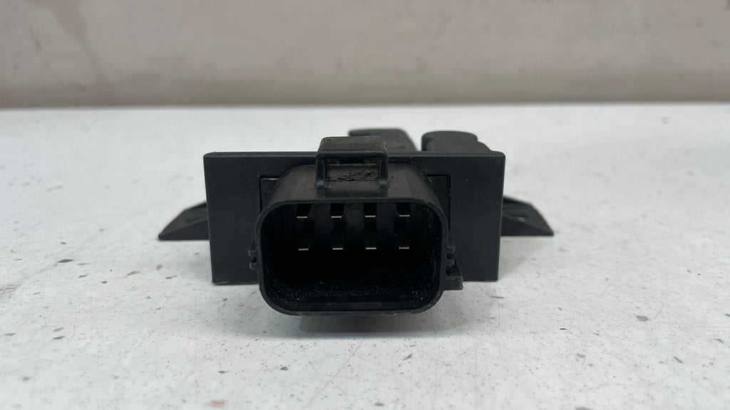 FK72-9D370-AF LAND ROVER FUEL PUMP CONTROL MODULE