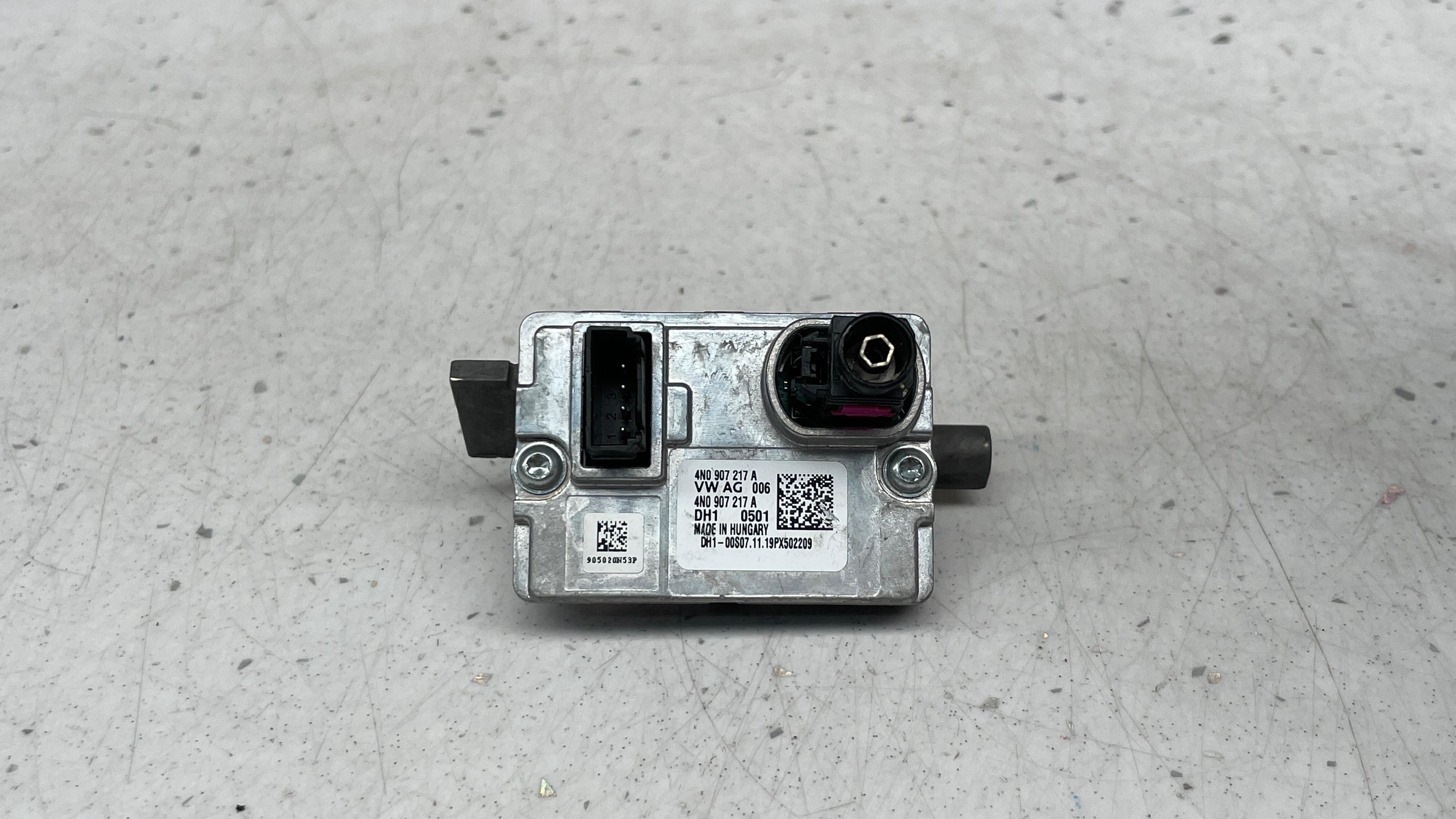 4N0907217A AUDI A8 FRONT CAMERA ASSISTANCE