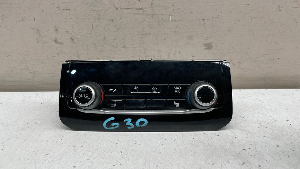 6999431-01  BMW G30 AC PANEL CONTROL SWITCH