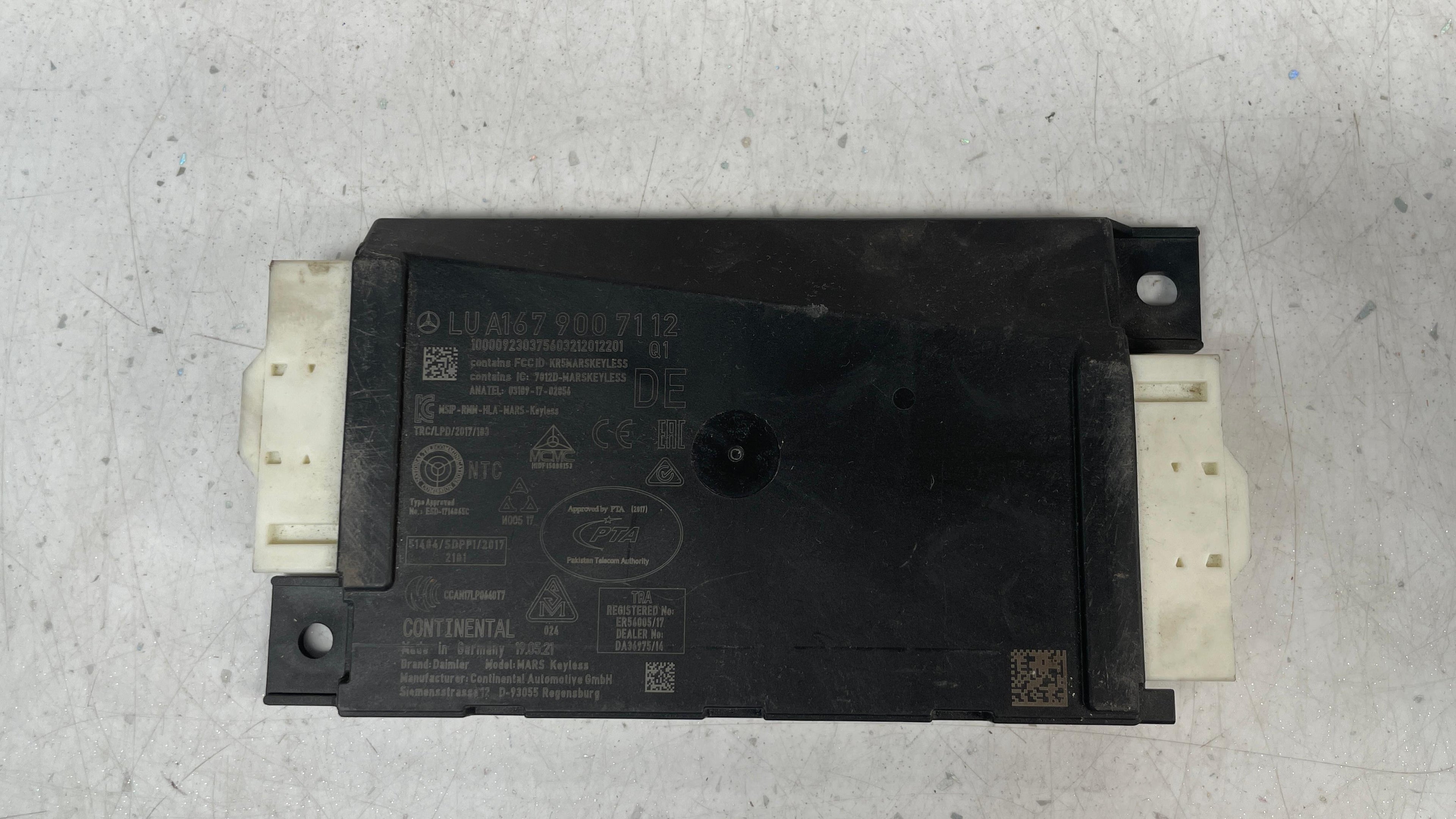 A1679007112  MERCEDES A CLASS KEYLESS CONTROL MODULE
