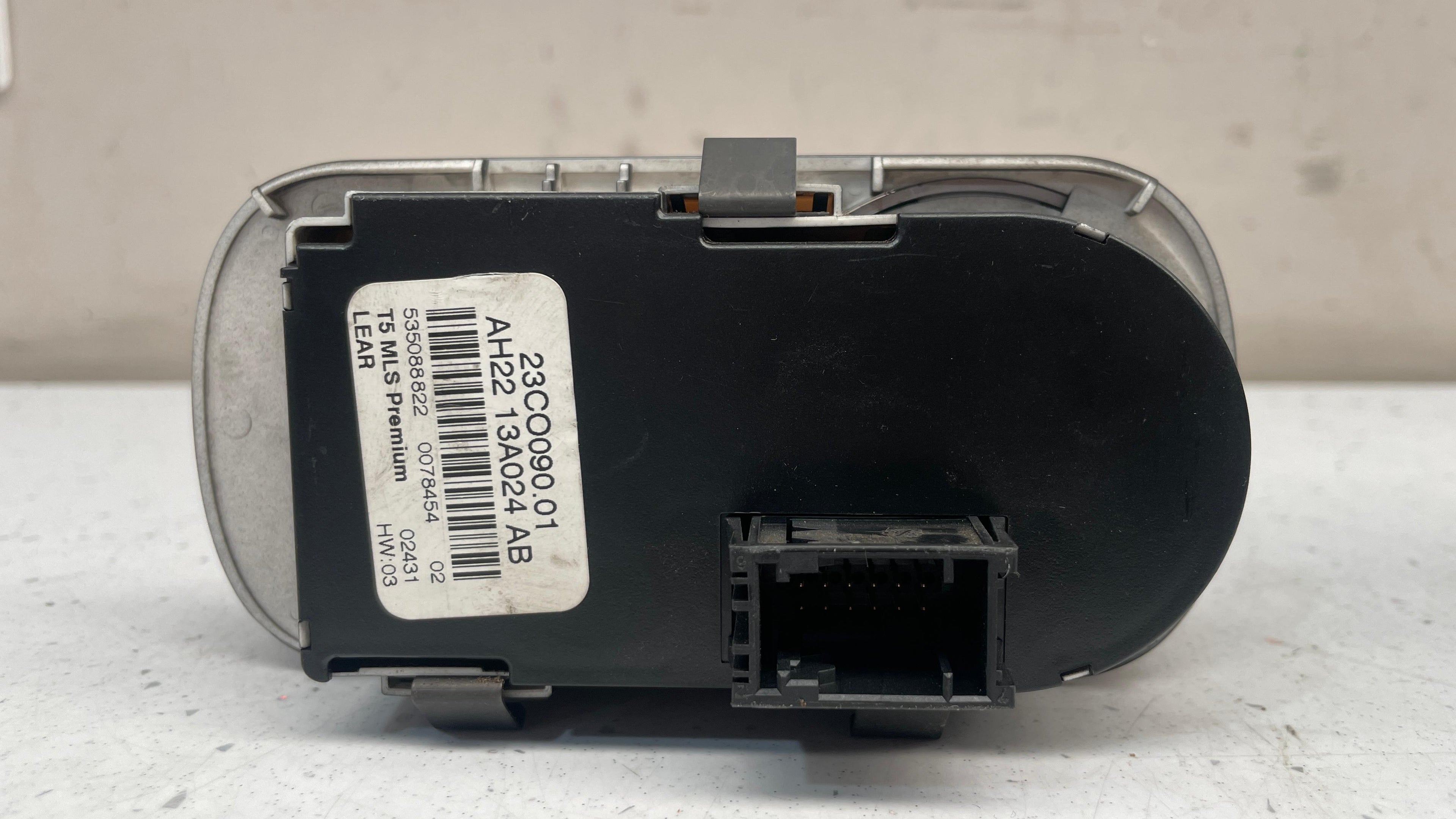 AH2213A024AB LAND ROVER DISCOVERY HEADLIGHT LIGHT SWITCH