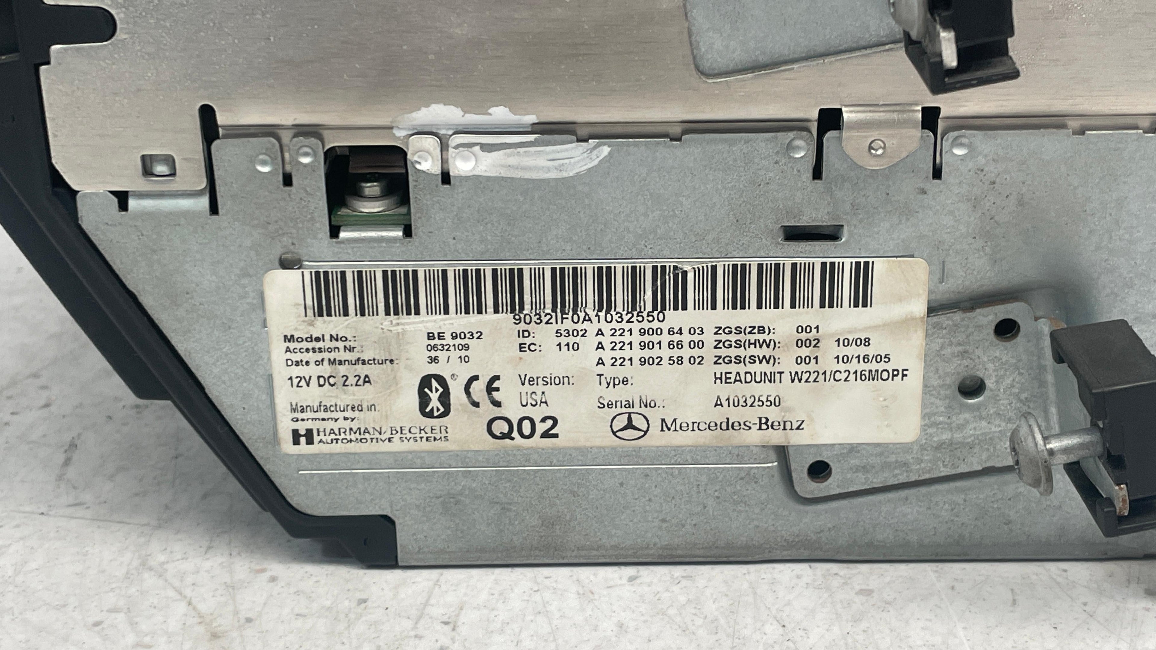A2219006403 MERCEDES W221 RADIO HEAD UNIT NAVIGATION COMMAND