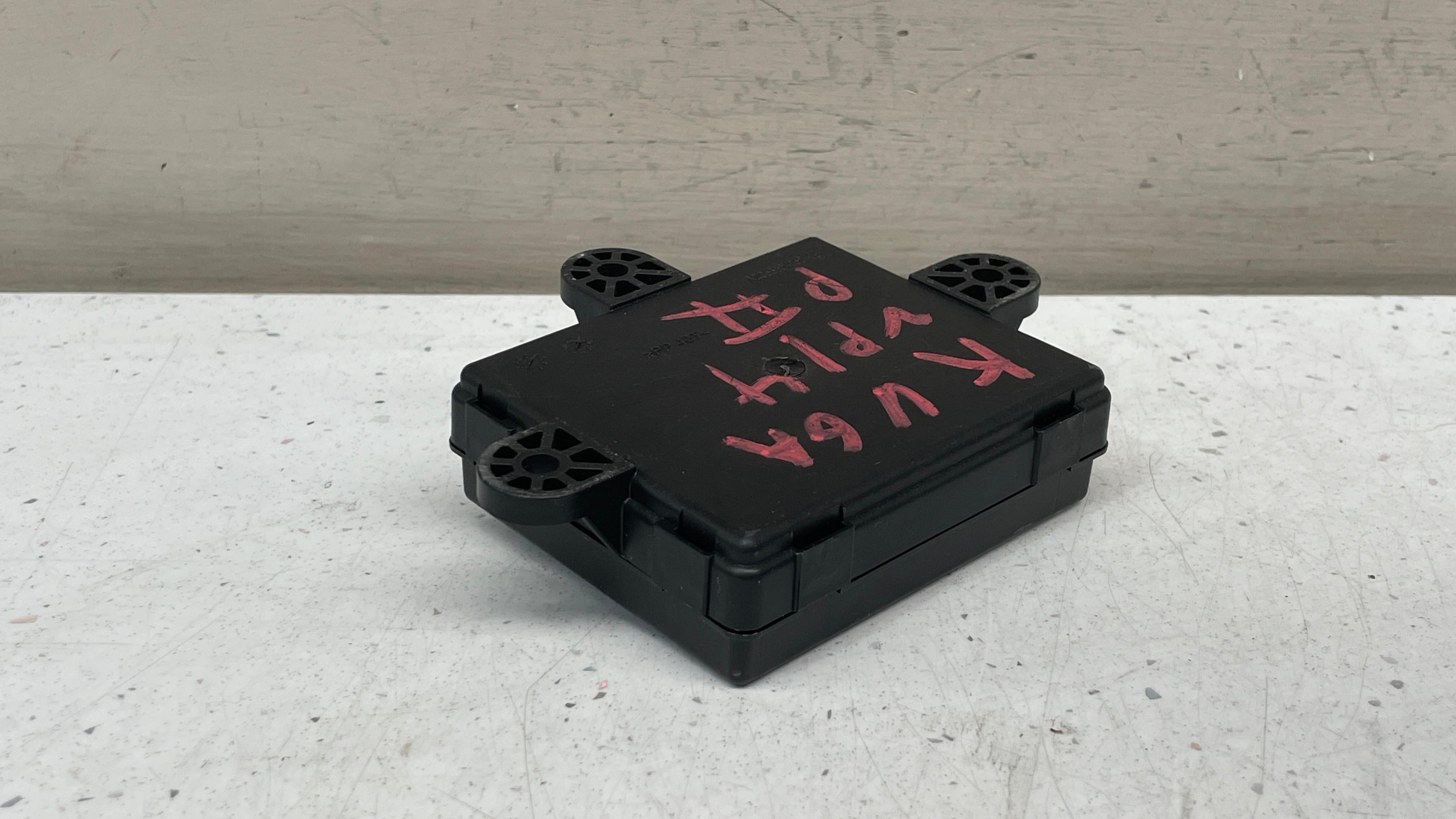 CV6T-14B532-DA FORD KUGA DRIVERS REAR DOOR CONTROL MODULE