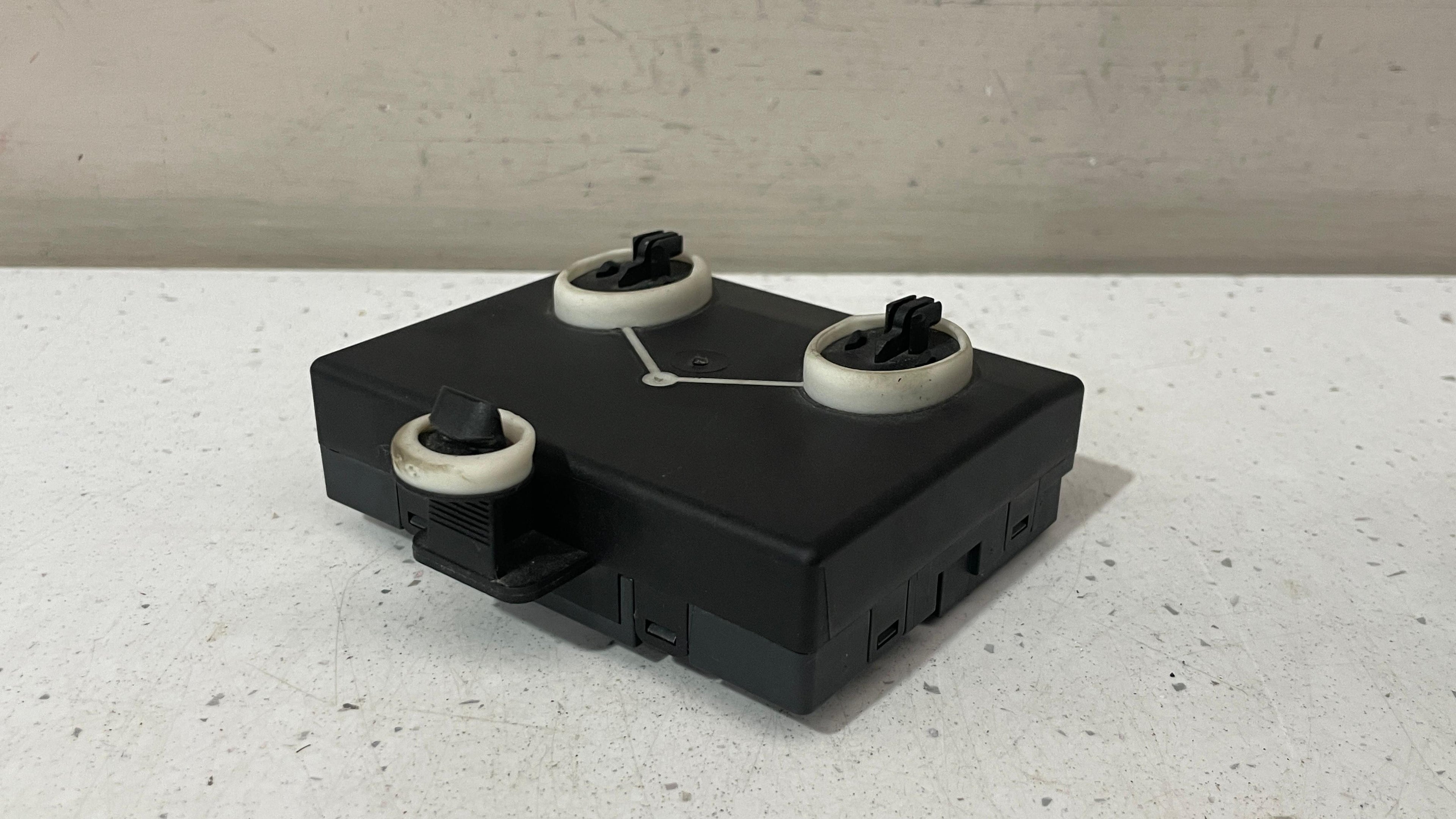 8K0959793M AUDI Q5 BODY CONTROL UNIT