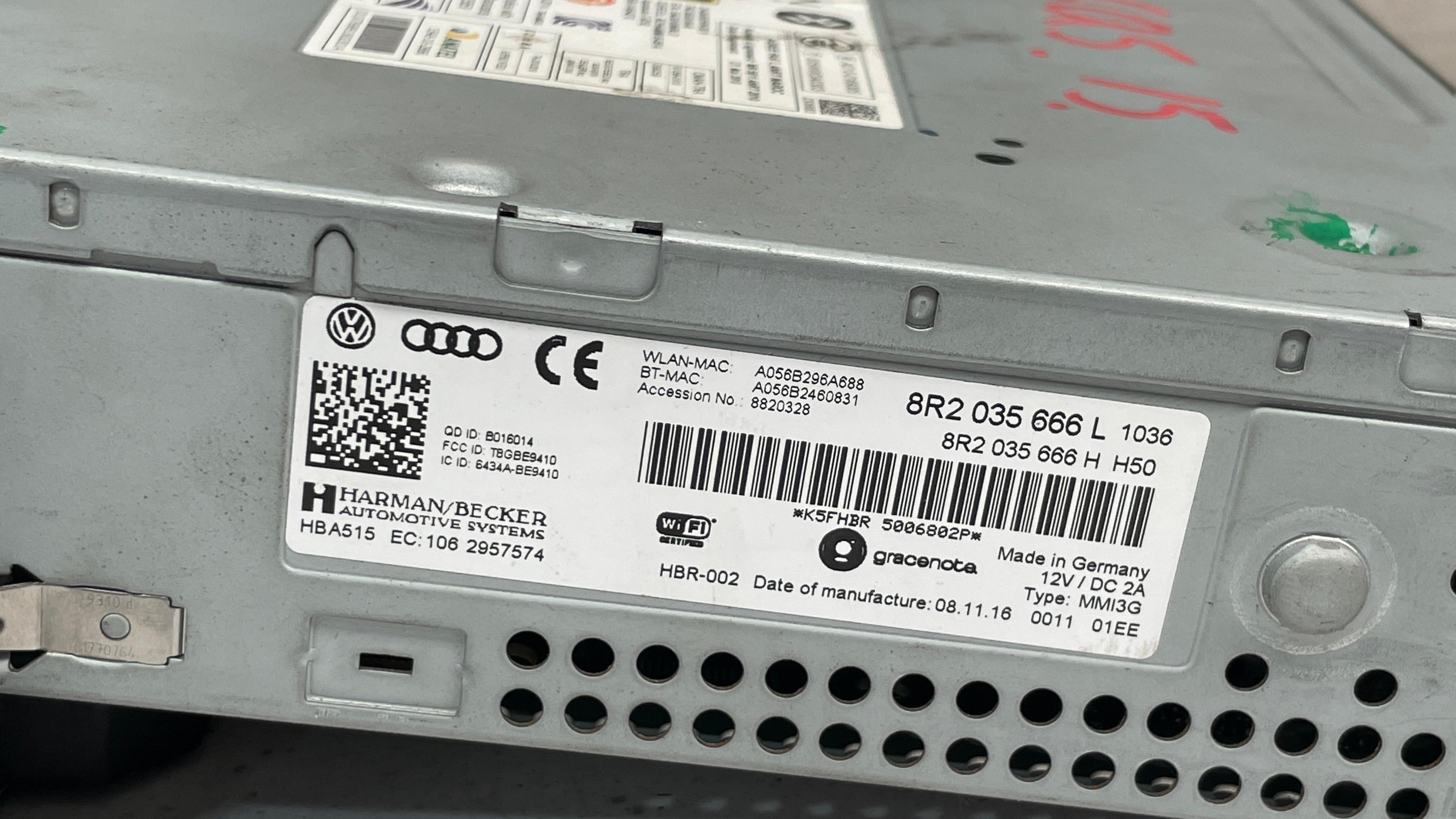 8R2035666L AUDI SQ5 RADIO HEAD UNIT CONTROL