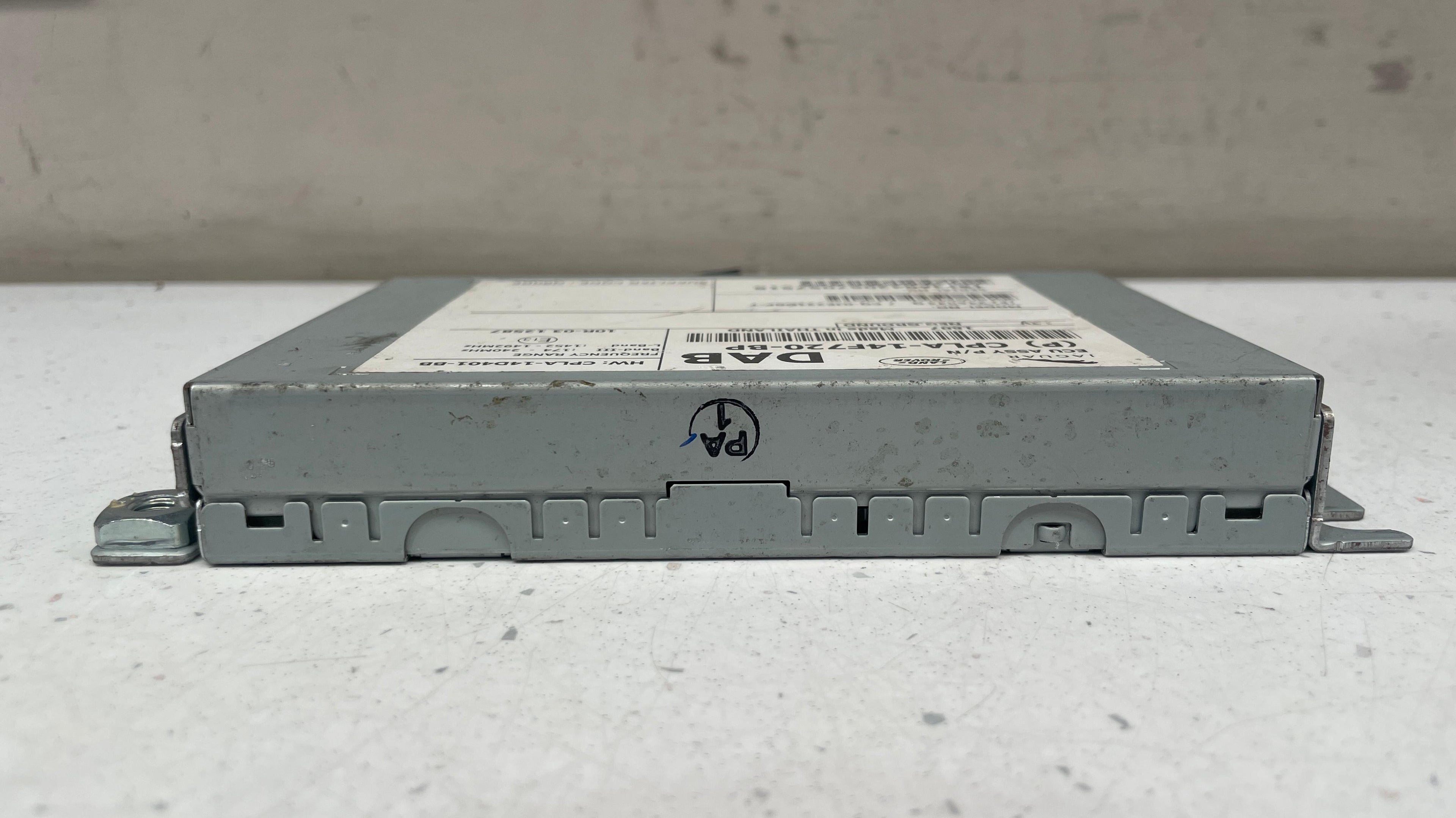 CPLA-14F720-BP  LAND ROVER DAB CONTROL MODULE ECU UNIT