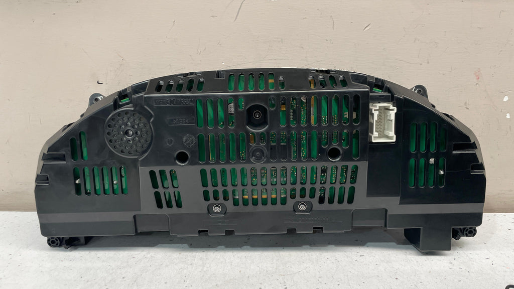 A2189007004 MERCEDES W218 INSTRUMENT SPEEDOMETER CLUSTER PANEL