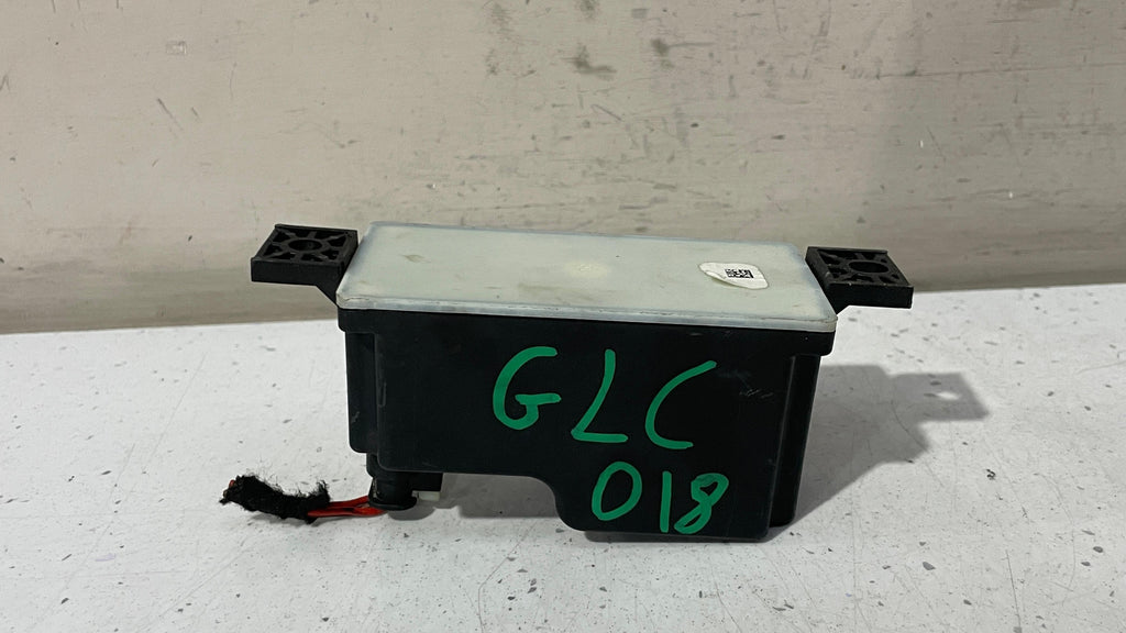 A2059053414 MERCEDES VOLTAGE CONVERTER AUXILIARY BATTERY CONTROL UNIT
