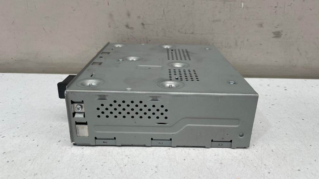A2229008911  MERCEDES  RADIO  CD GPS PLAYER HEAD UNIT