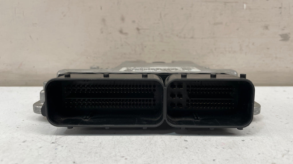 8582280-01 BMW F30 ENGINE CONTROL UNIT ECU
