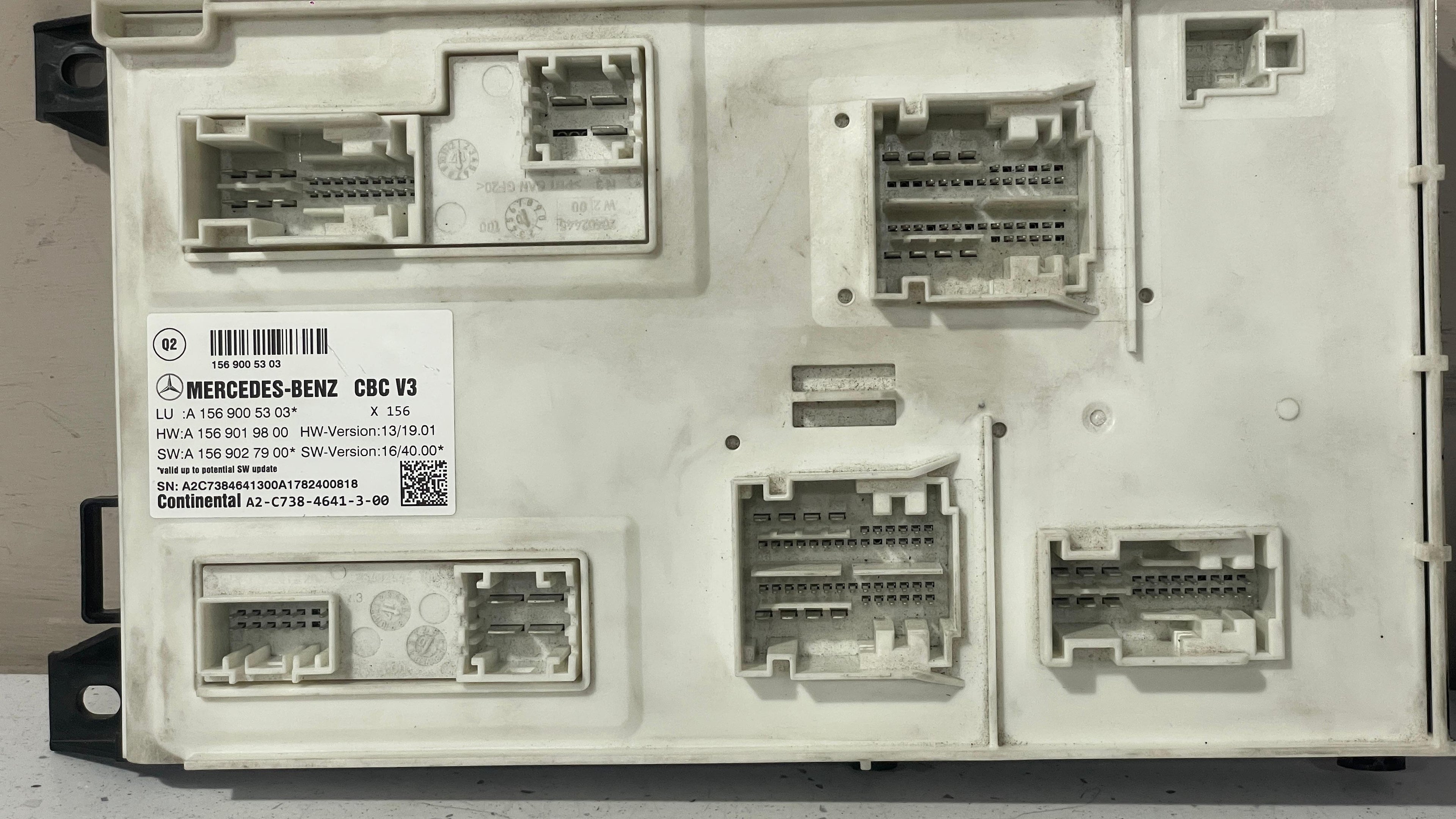 A1569005303 MERCEDES GLA BODY CONTROL MODULE UNIT