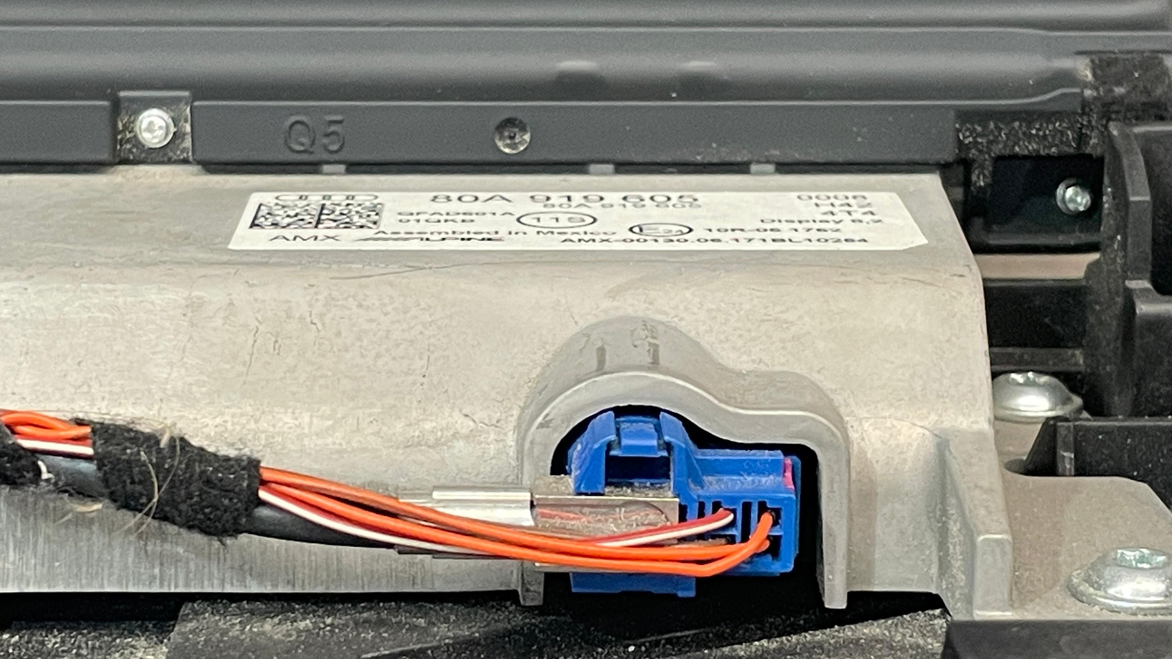 80A919605 AUDI  SQ5 DISPLAY SCREEN CONTROL UNIT