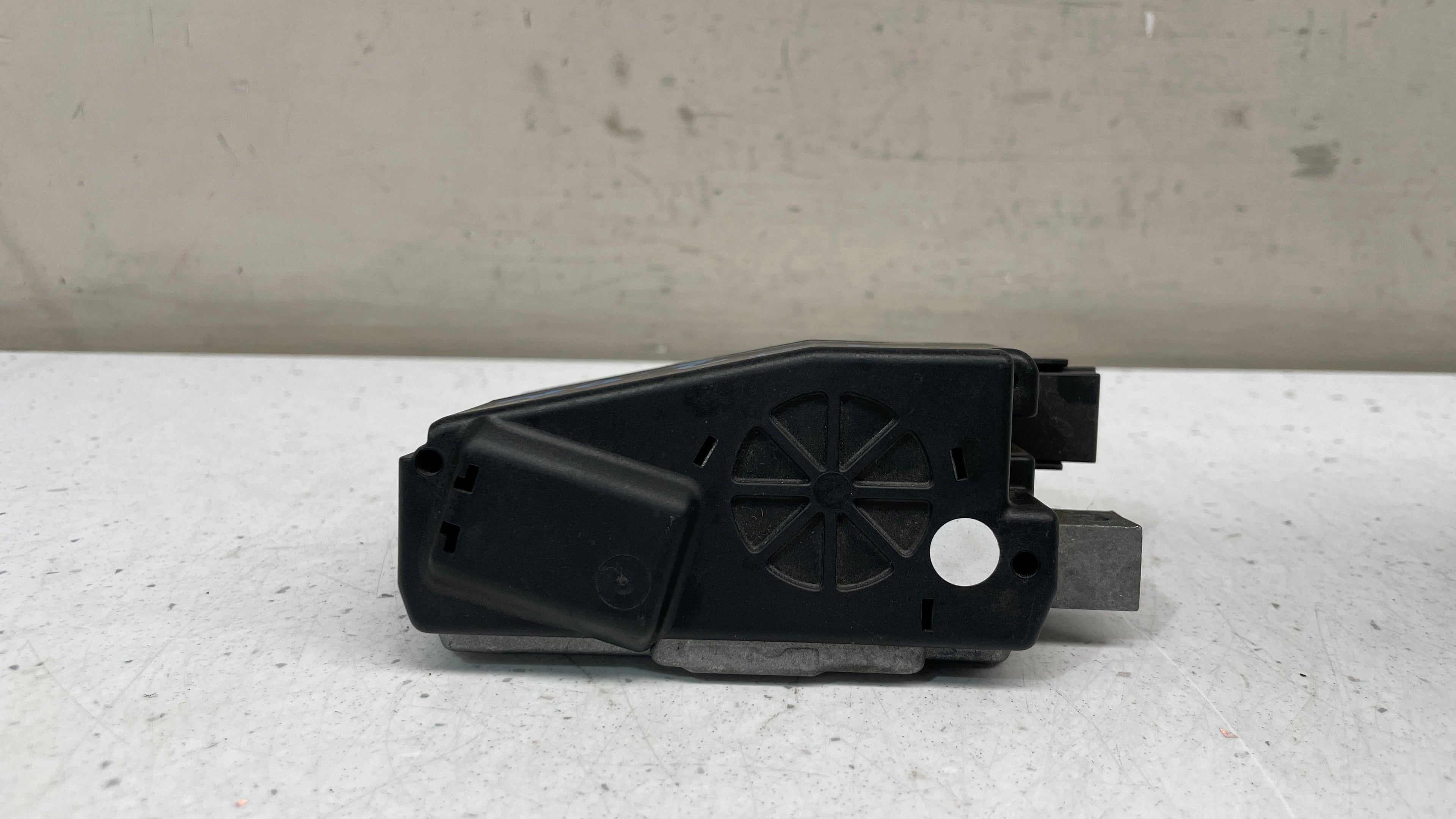 8K0905852D AUDI A5 ELECTRONIC COLUMN LOCK CONTROLLER
