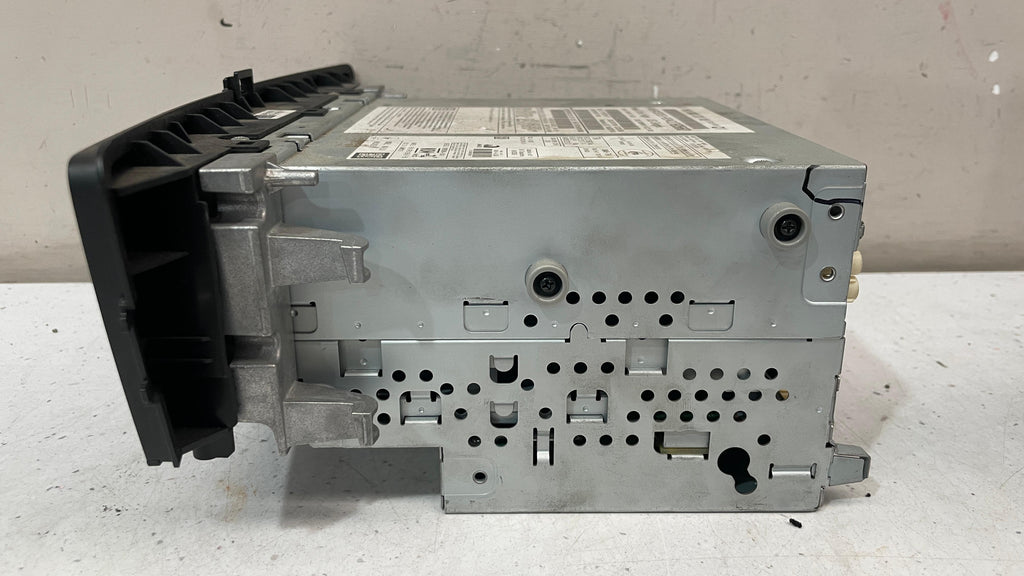 A1669002018 MERCEDES W166 NAVIGATION HEAD UNIT CONTROLLER