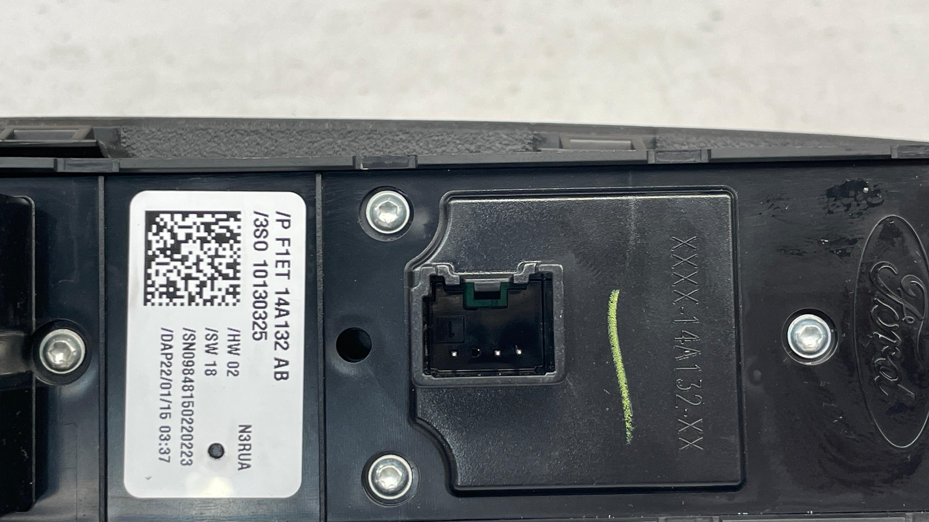 F1ET14A132AB FORD FOCUS WINDOW SWITCH LEFT CONTROL