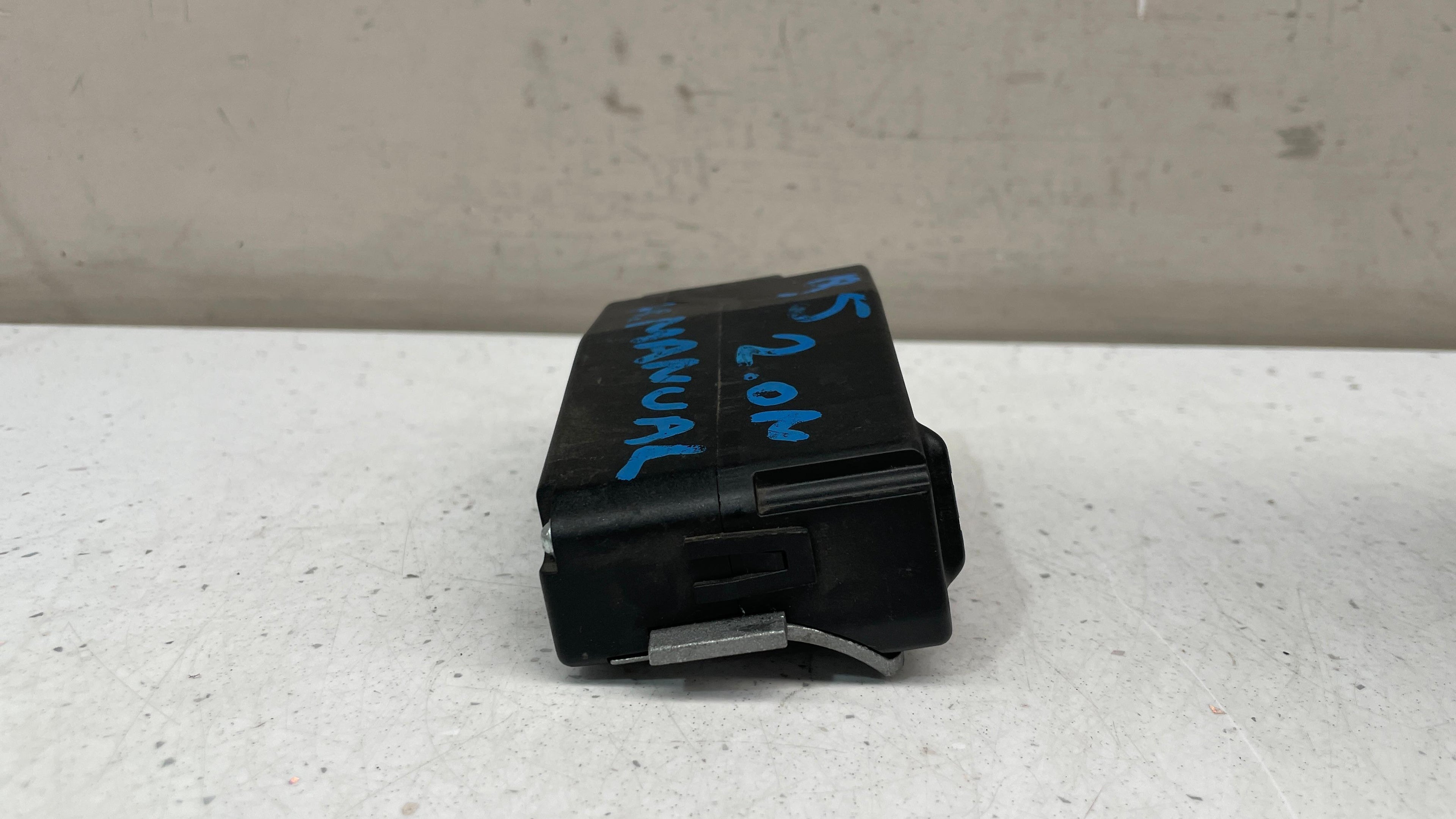 8K0905852D AUDI A5 ELECTRONIC COLUMN LOCK CONTROLLER