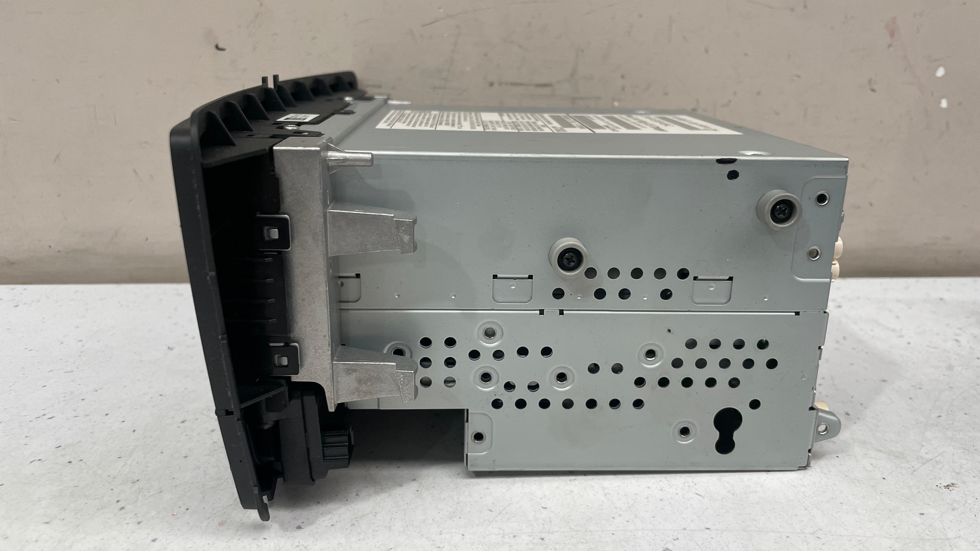A1669000109 MERCEDES W166 RADIO NAVIGATION CONTROLLER SWITCH